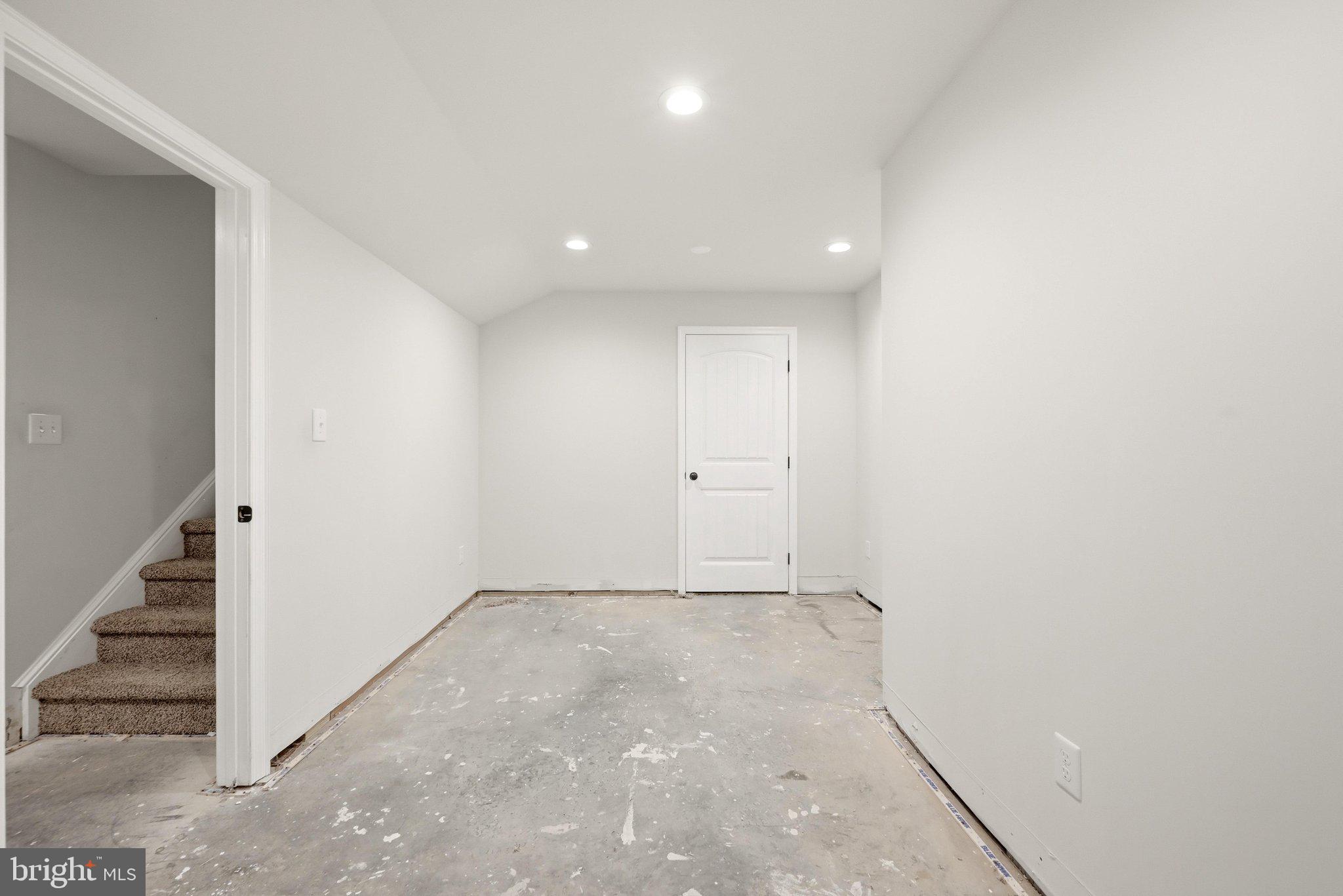 THISTLE LANDING - Residential