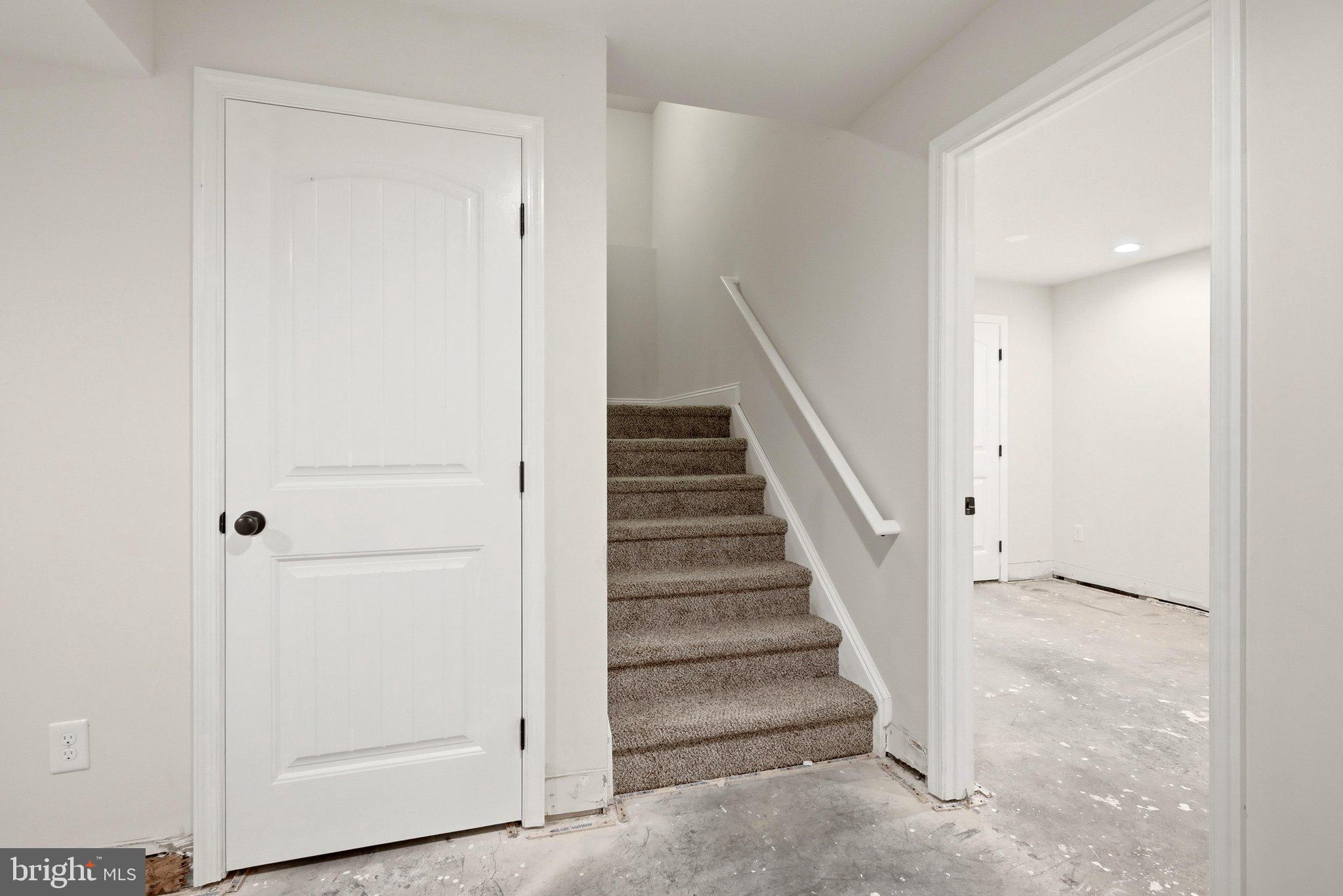 THISTLE LANDING - Residential