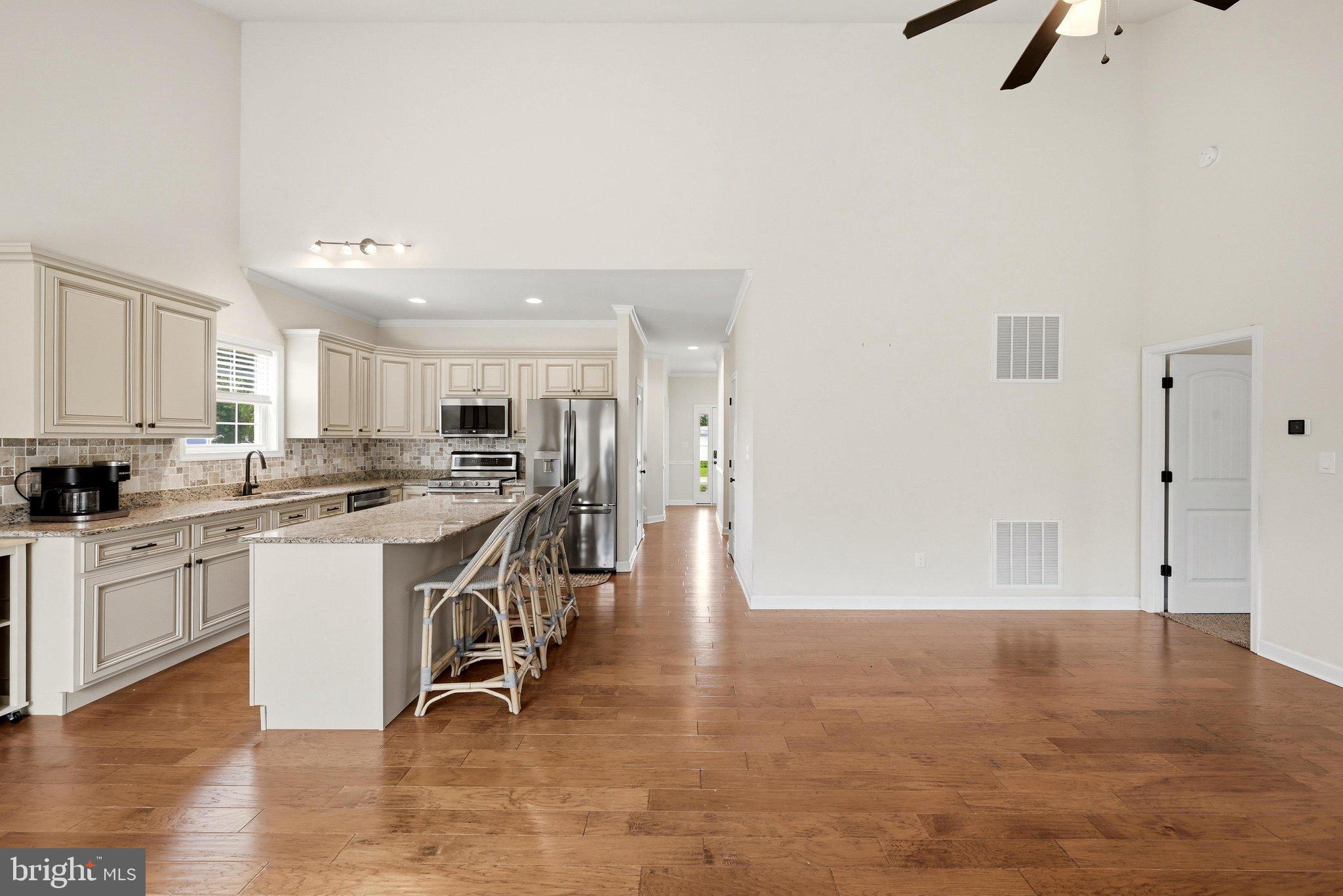 THISTLE LANDING - Residential