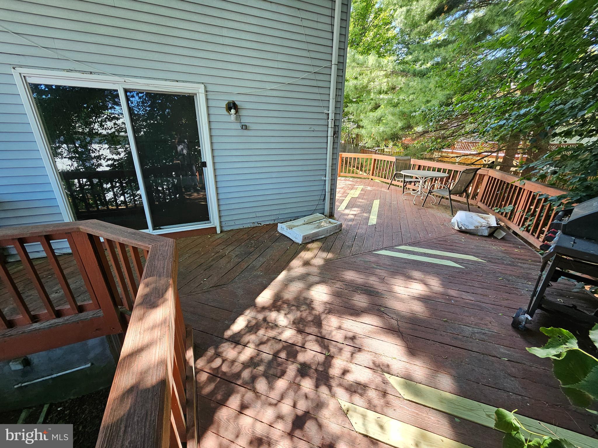 MONTGOMERY MEADOWS - Residential