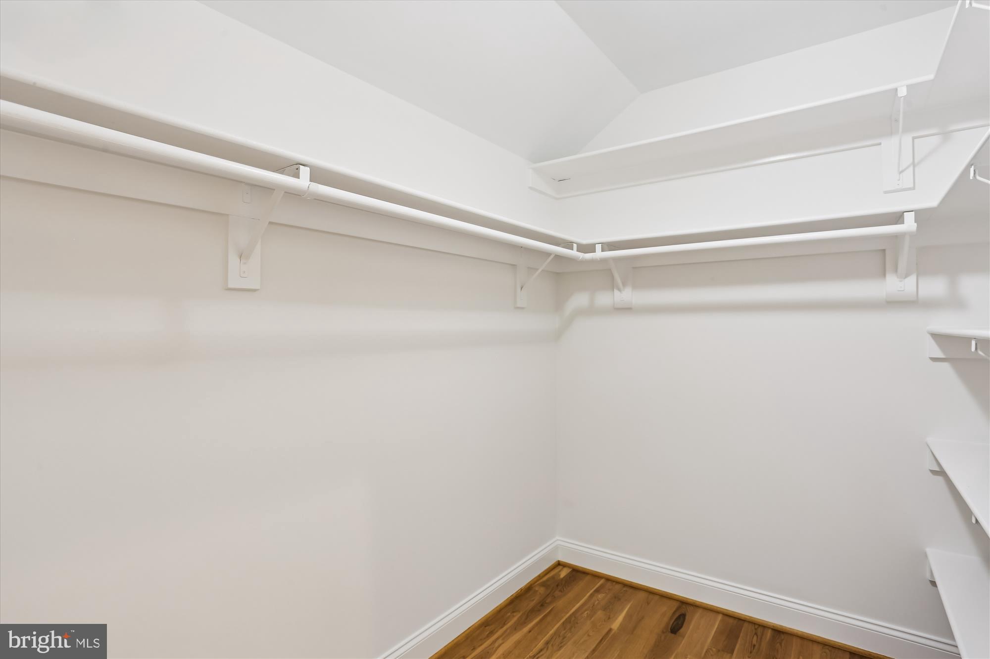 PARKWOOD - Residential