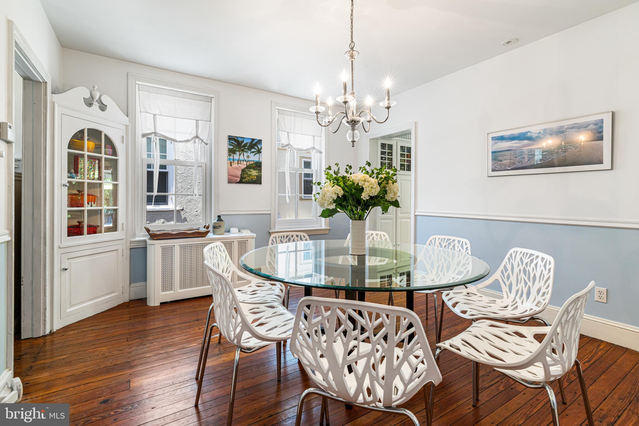 CHESTNUT HILL - Residential