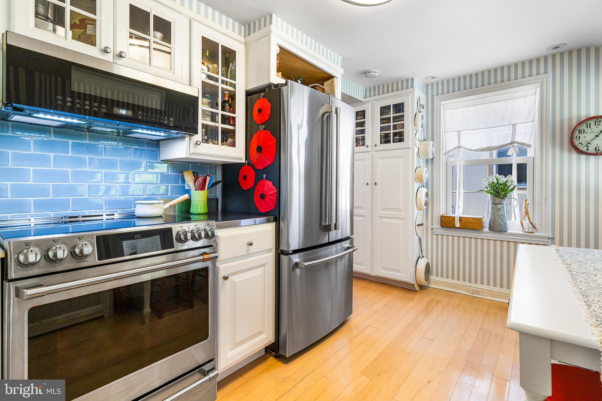CHESTNUT HILL - Residential
