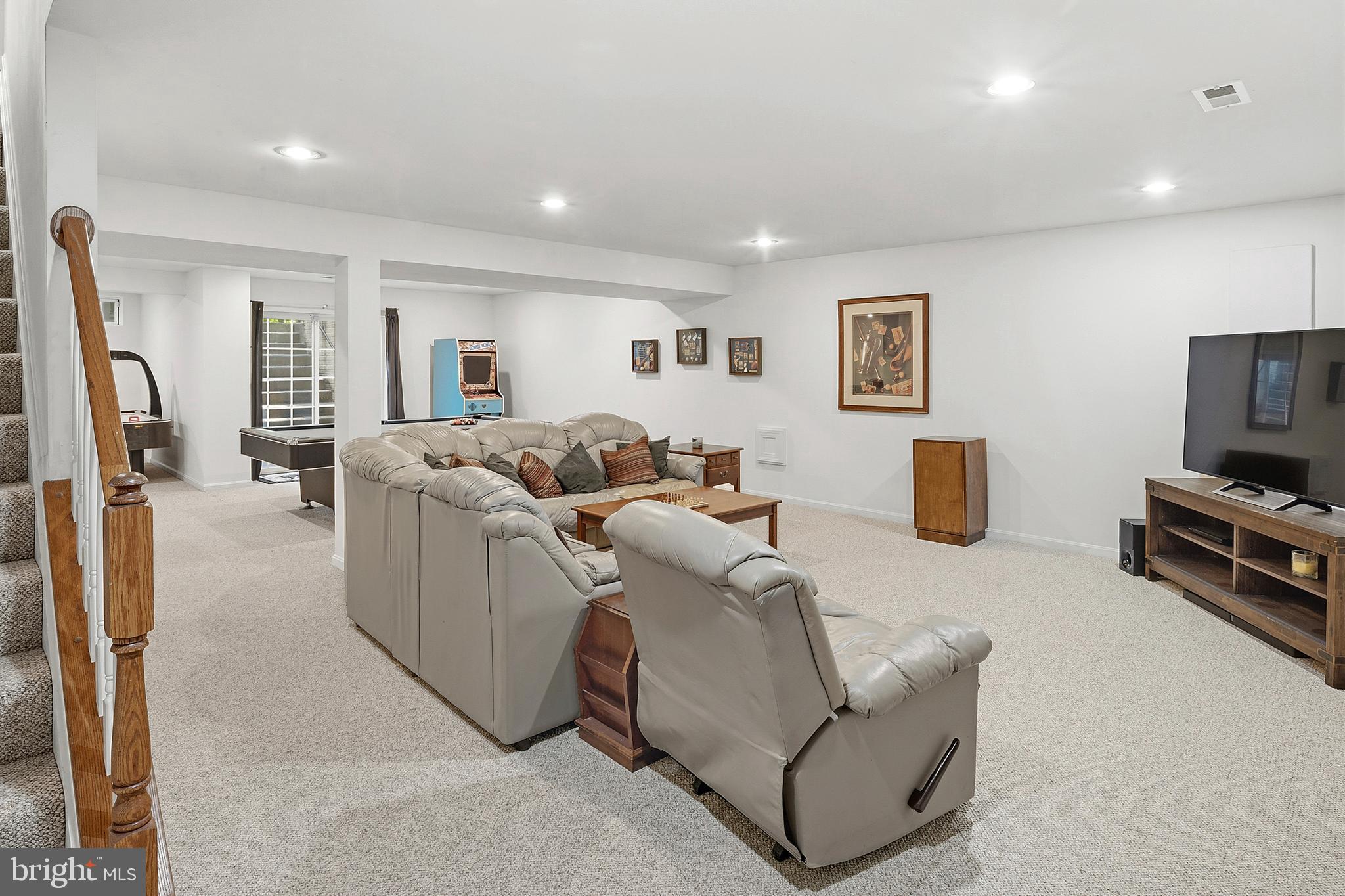 NORBECK GROVE - Residential