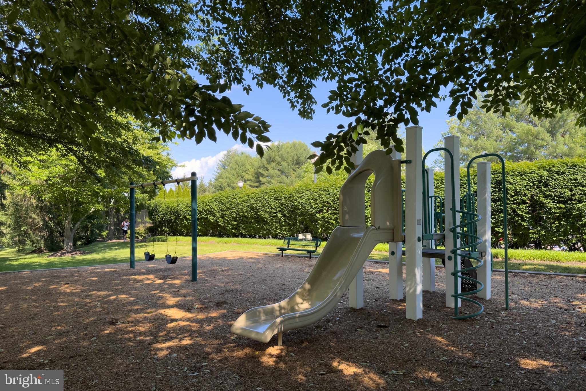NORBECK GROVE - Residential