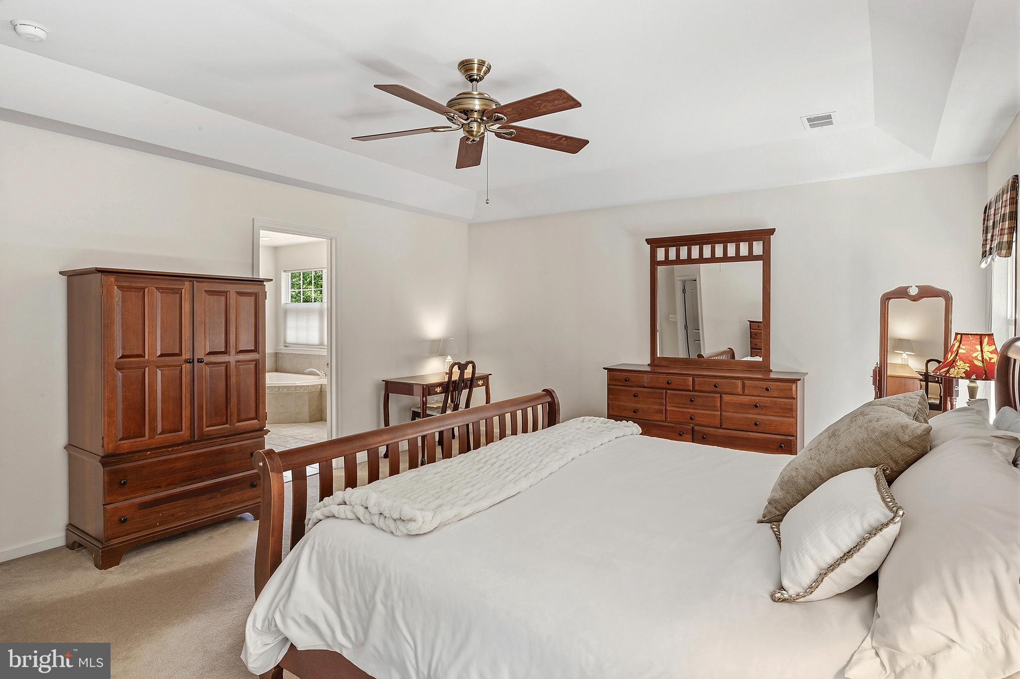 NORBECK GROVE - Residential