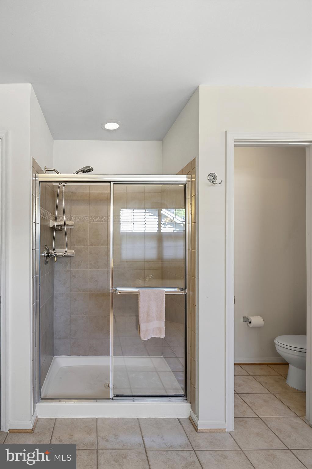 NORBECK GROVE - Residential