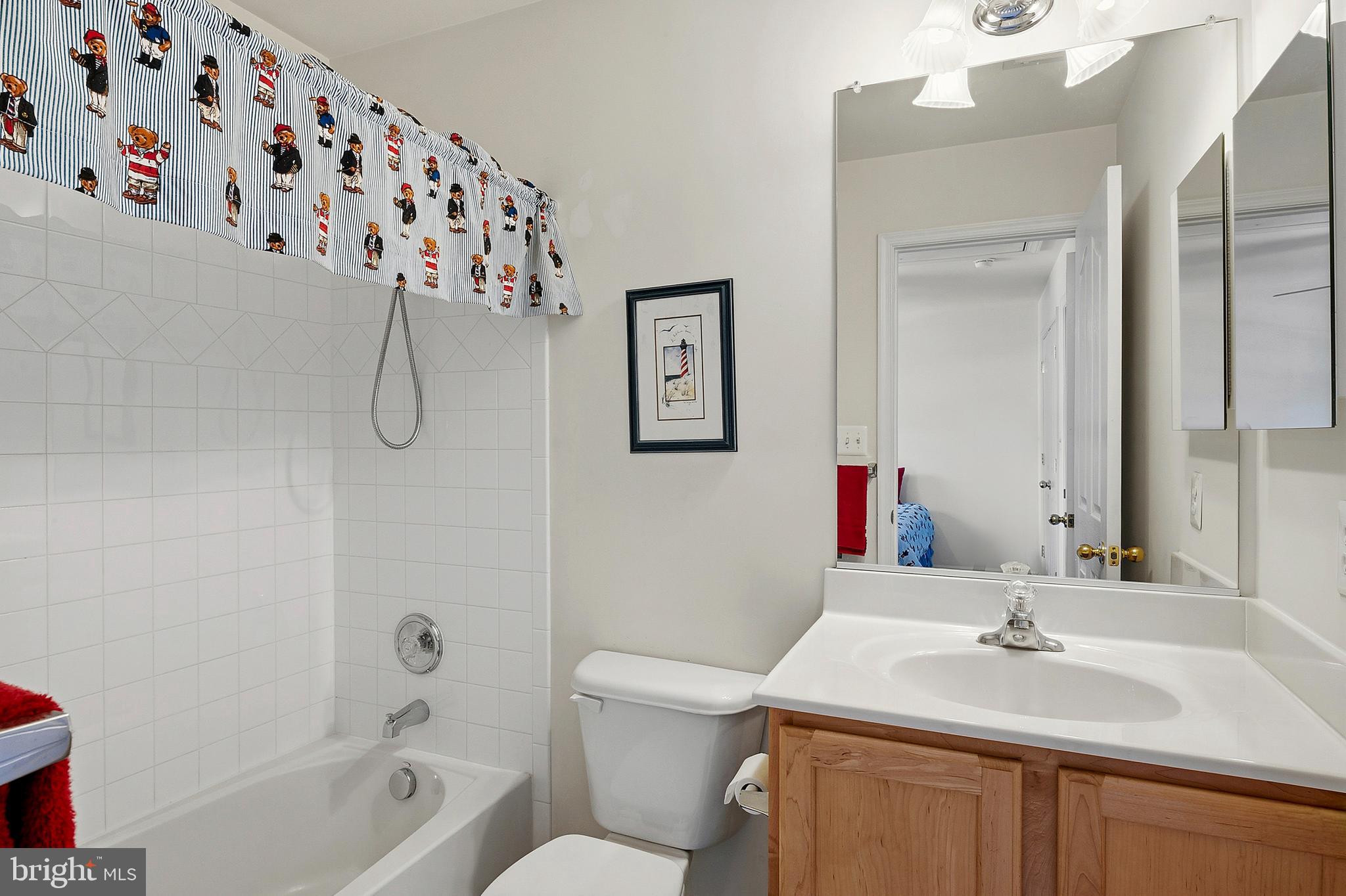 NORBECK GROVE - Residential