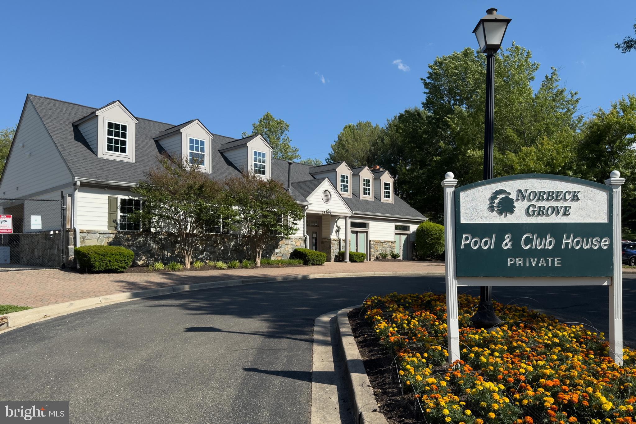 NORBECK GROVE - Residential