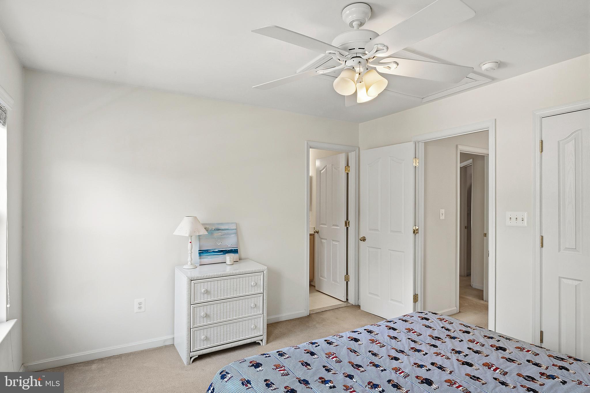 NORBECK GROVE - Residential