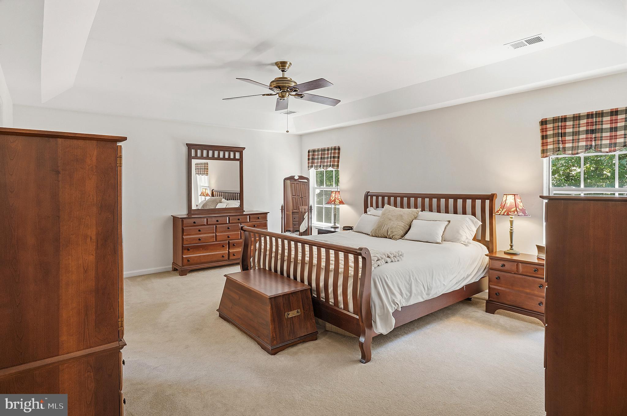 NORBECK GROVE - Residential