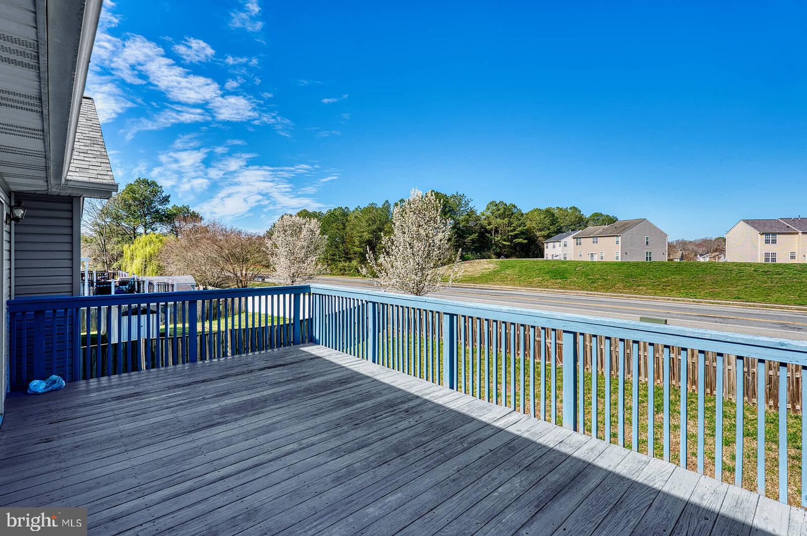 WESTBURY - Residential