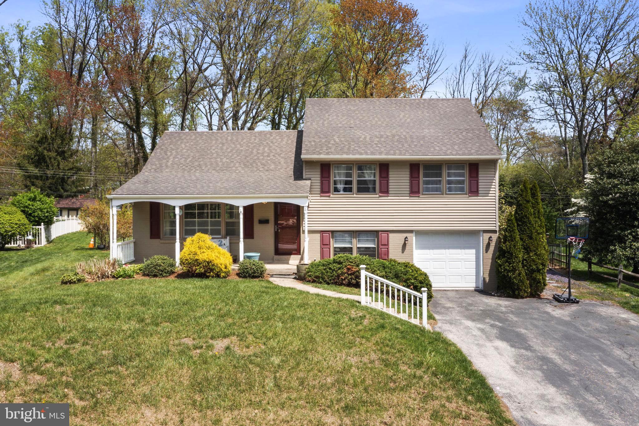 PAOLI GARDENS - Residential