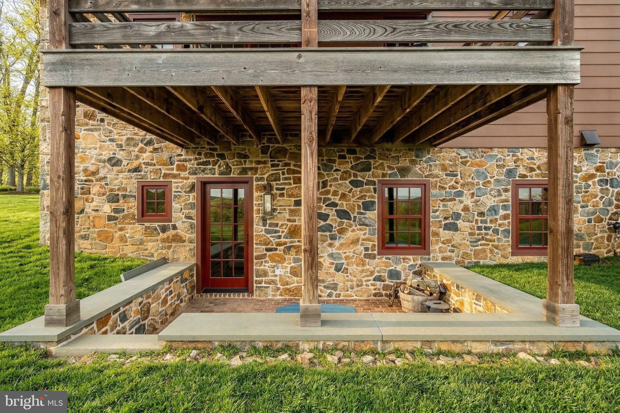 OLDEBULLTOWNVILLAGE - Residential
