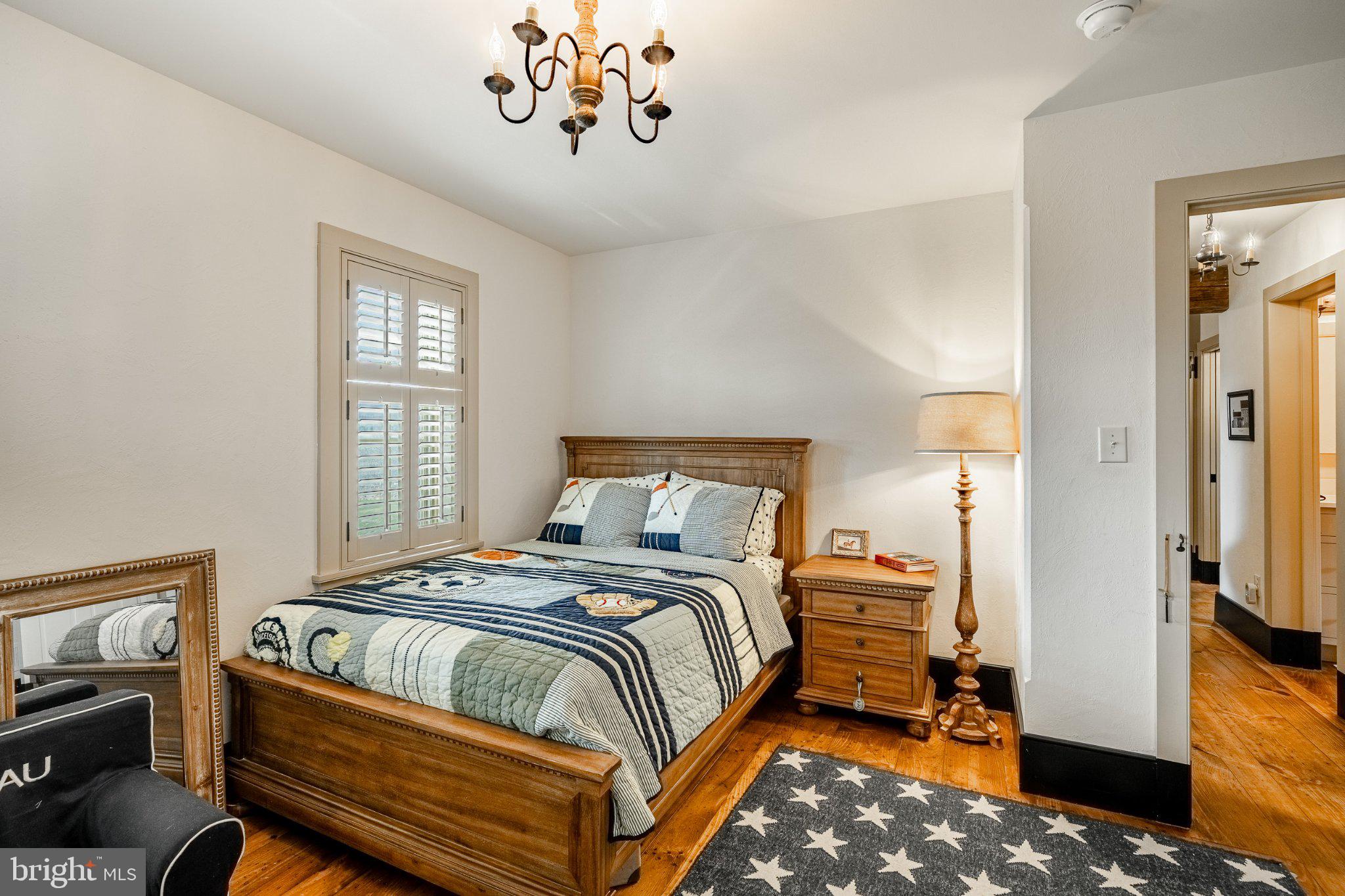 OLDEBULLTOWNVILLAGE - Residential