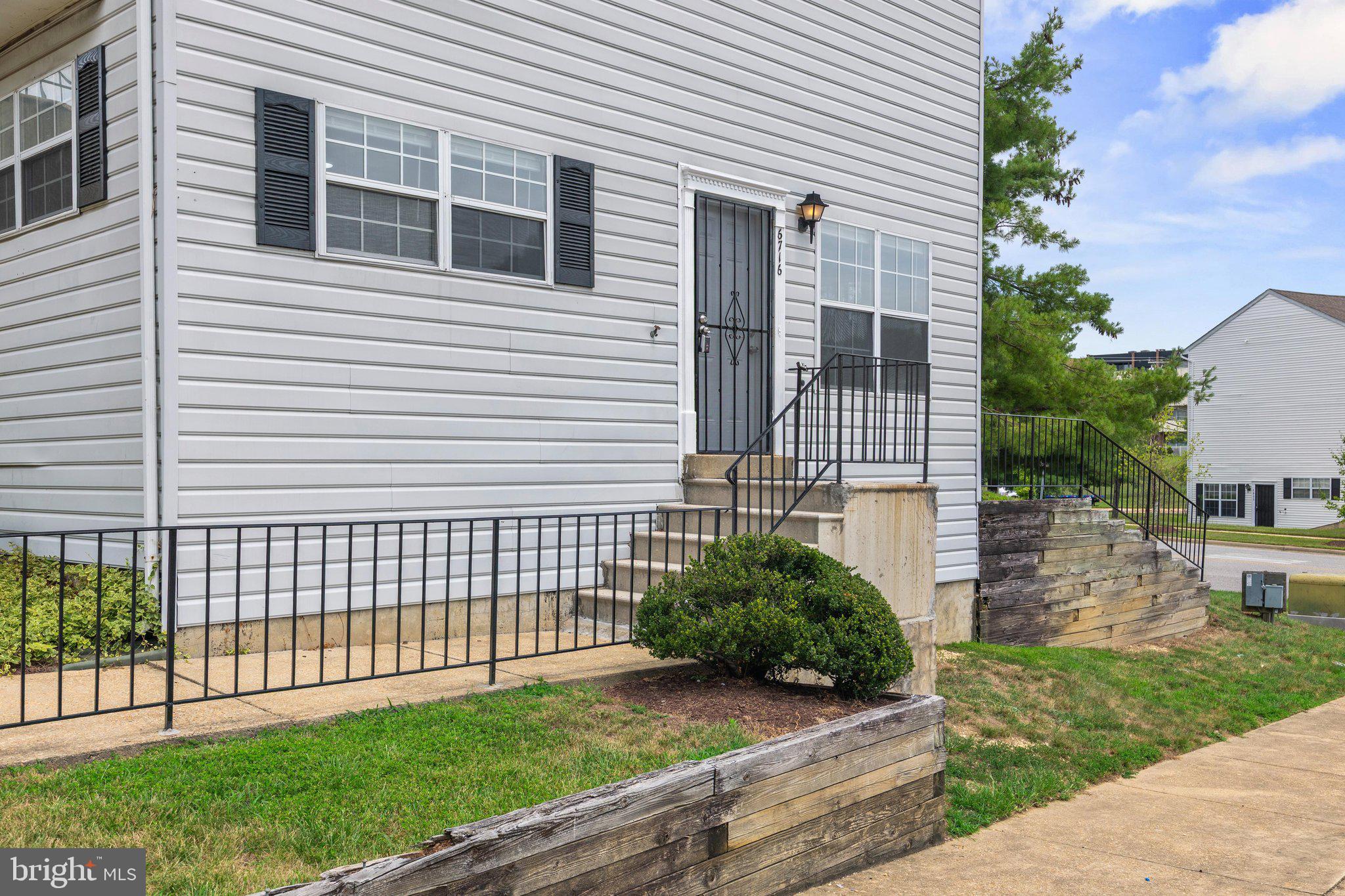 THE TOWNS AT WALKER MILL - Residential