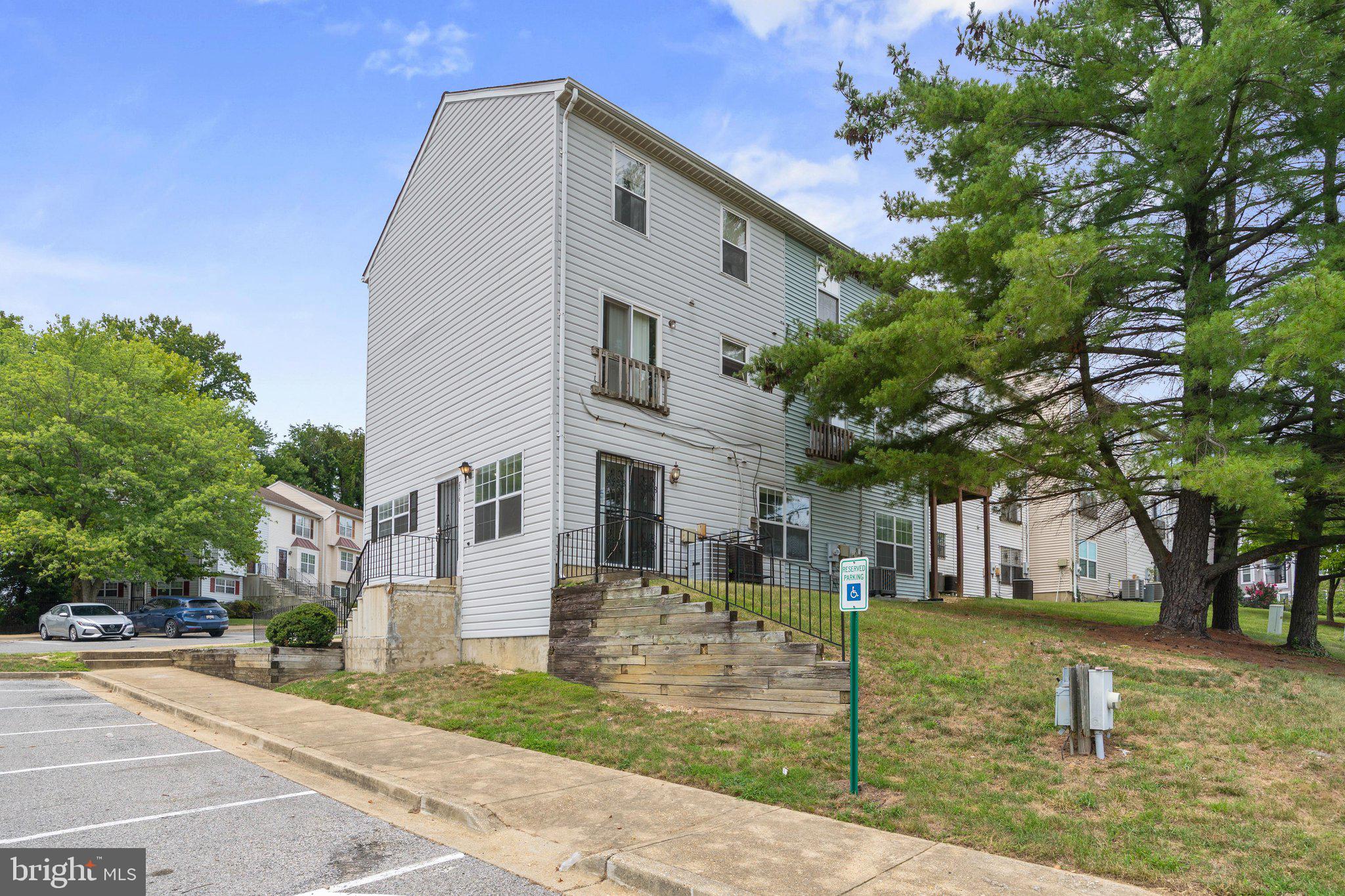 THE TOWNS AT WALKER MILL - Residential