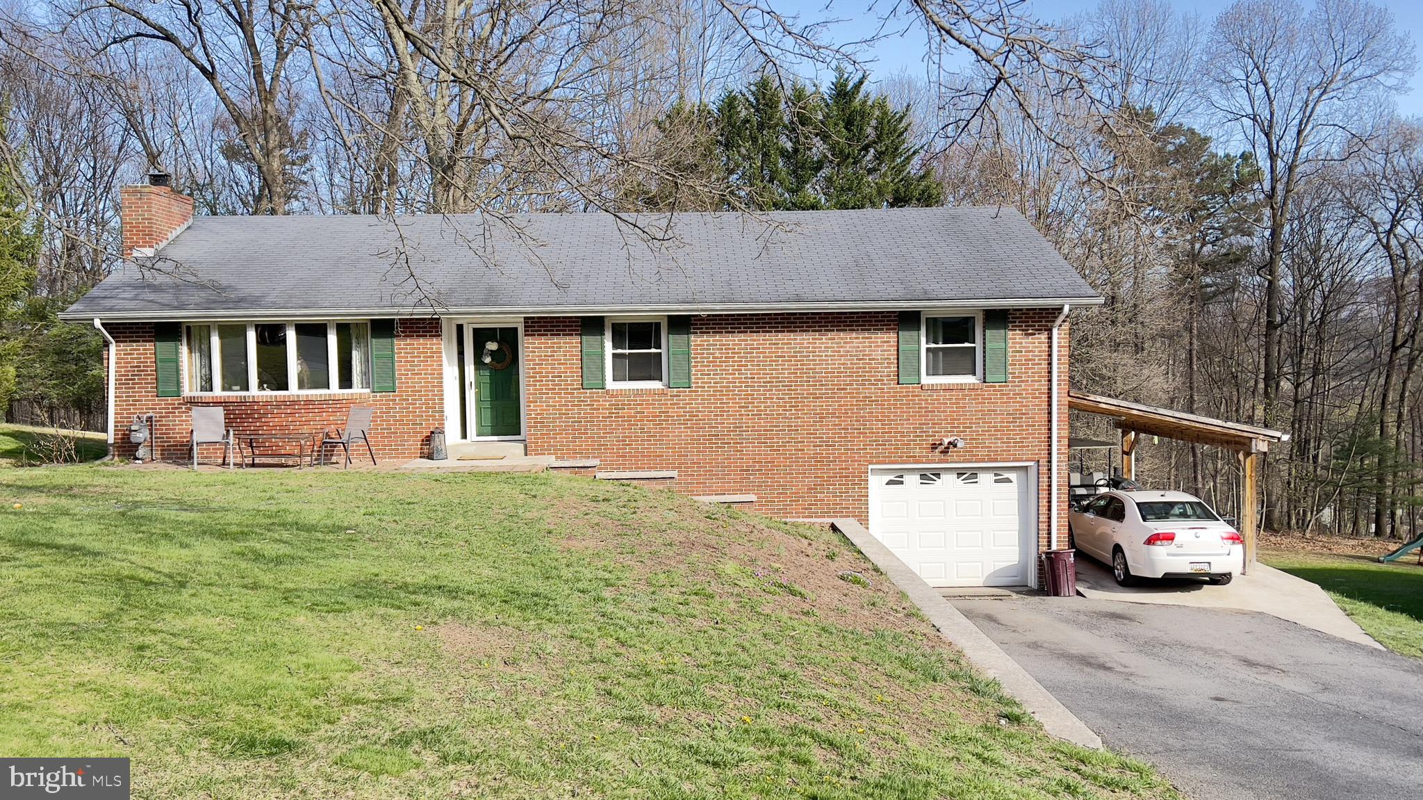 BOTANY WOODS - Residential