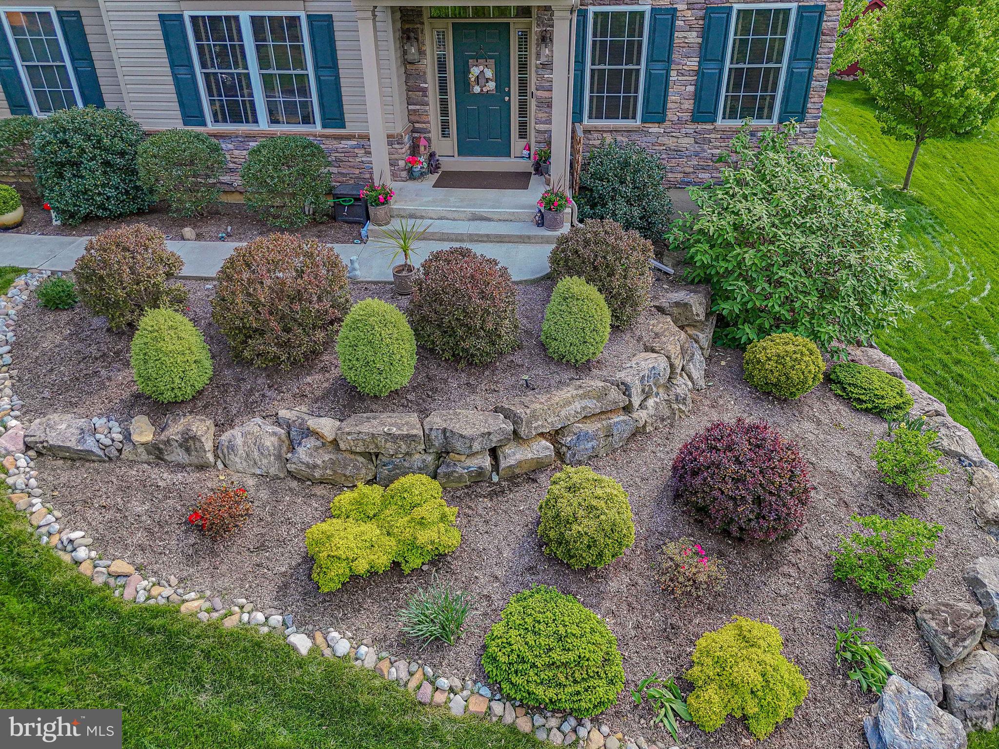 CLEARVIEW MANOR - Residential
