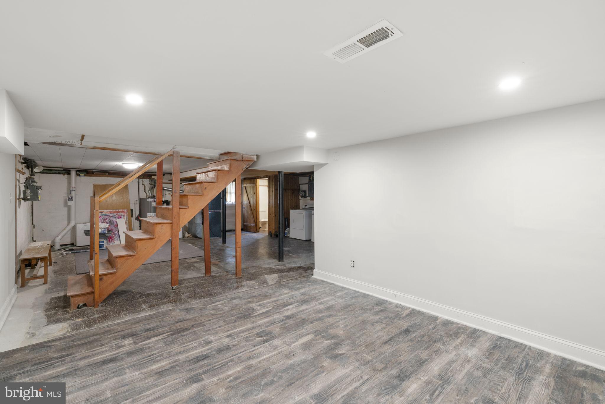 GREENBRIER - Residential