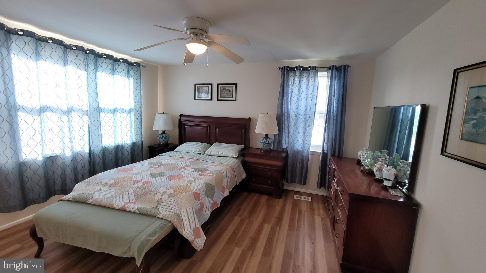 NESHAMINY VALLEY - Residential