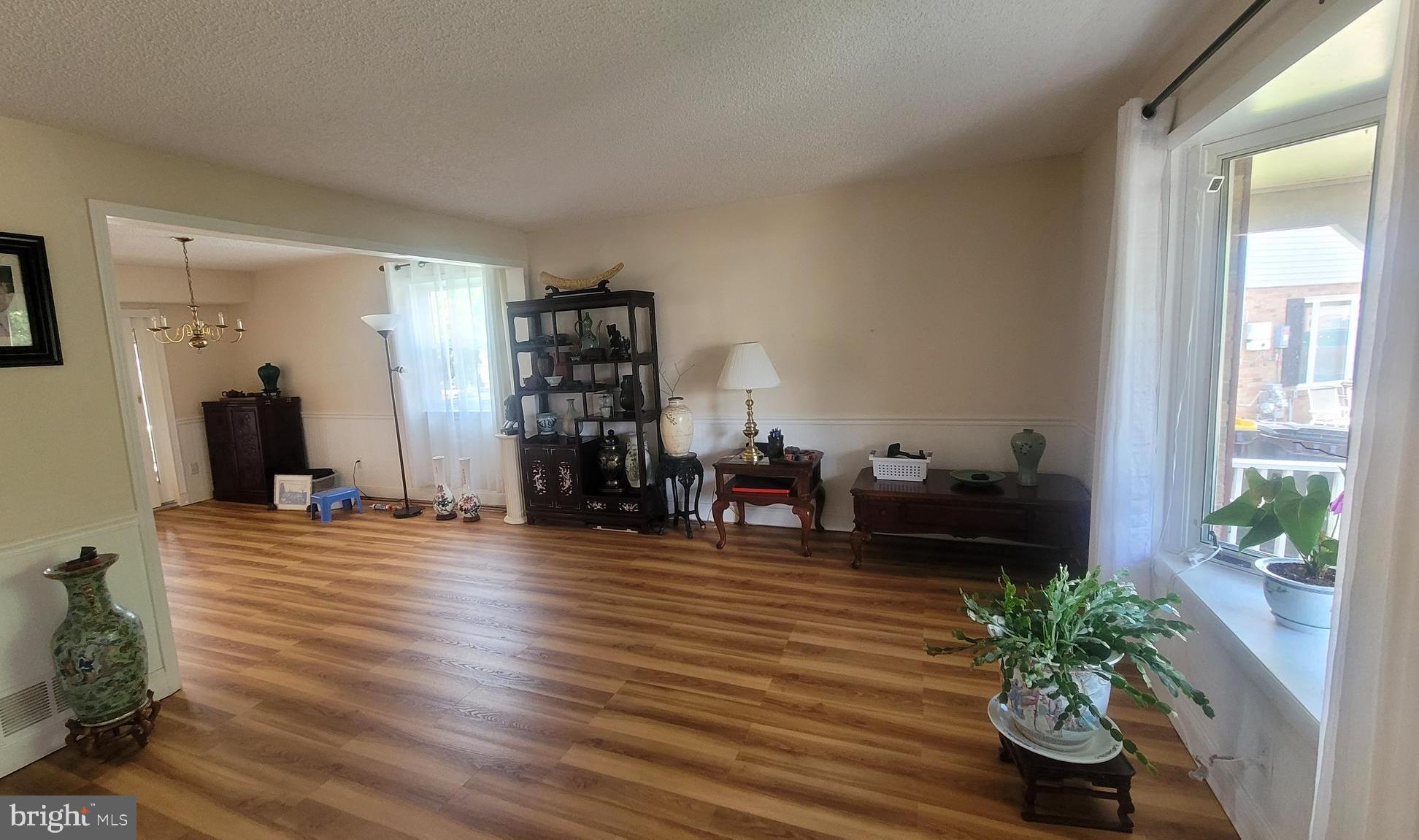 NESHAMINY VALLEY - Residential