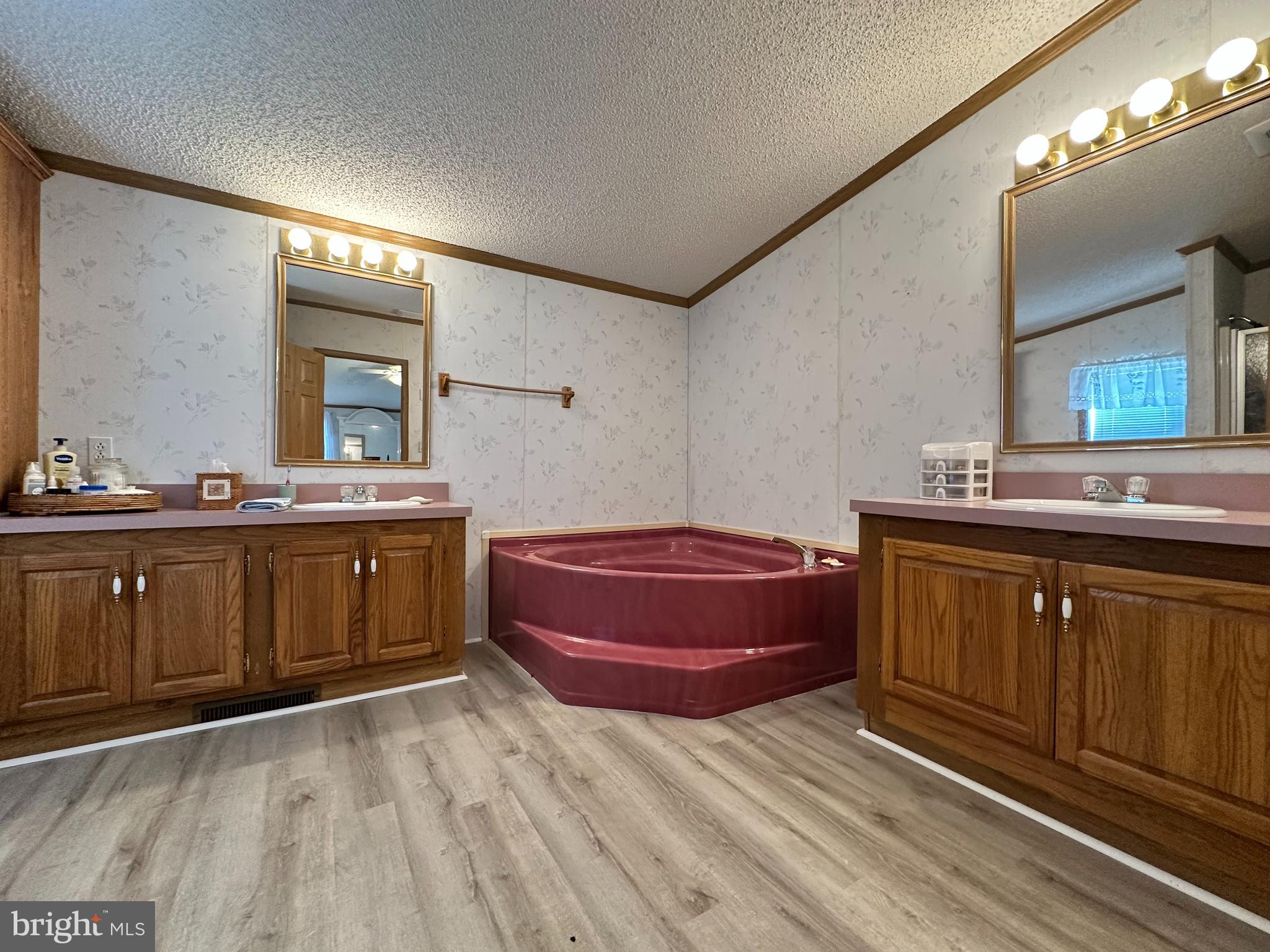 SUSSEX EAST MHP - Residential