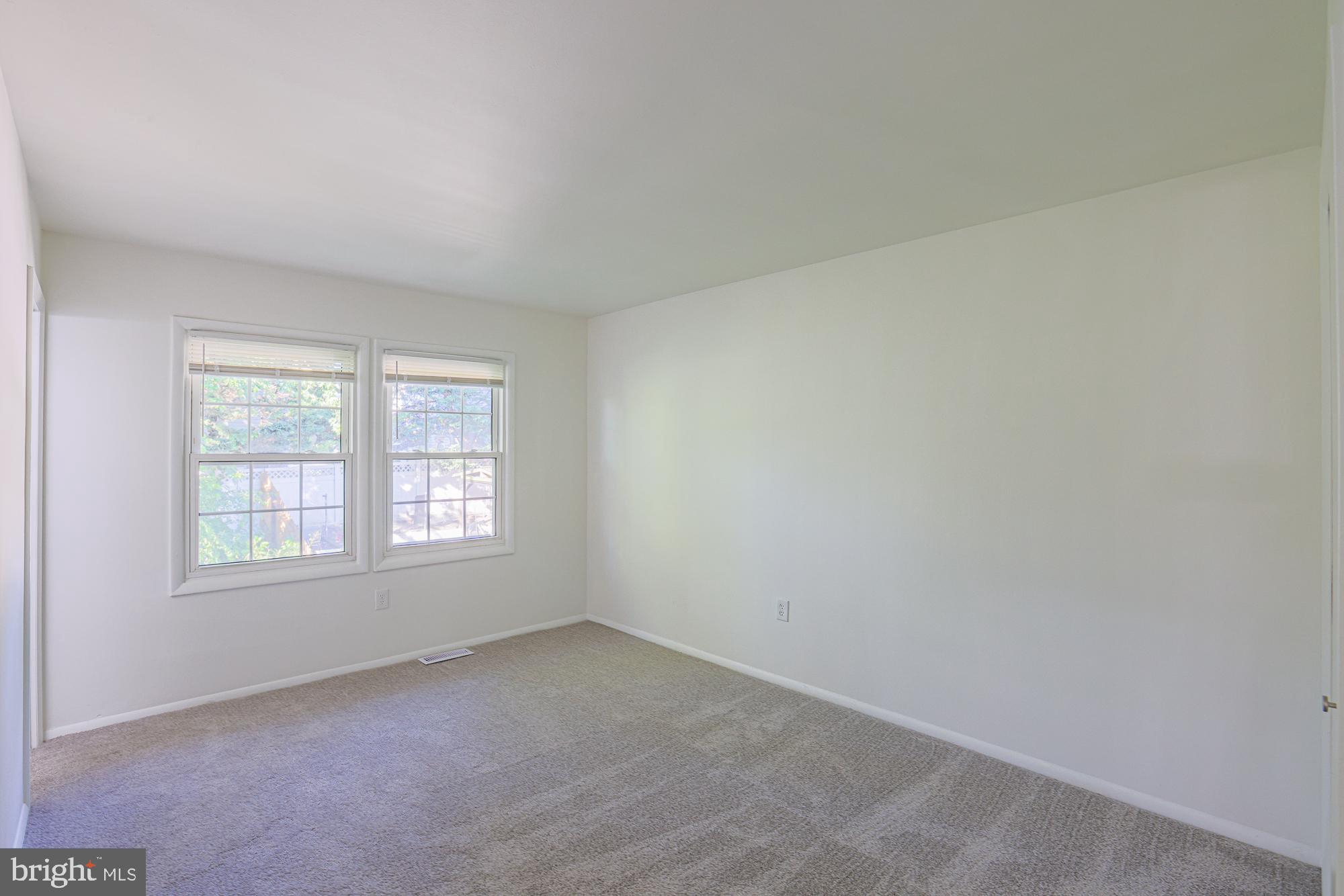MAPLE RIDGE - Residential