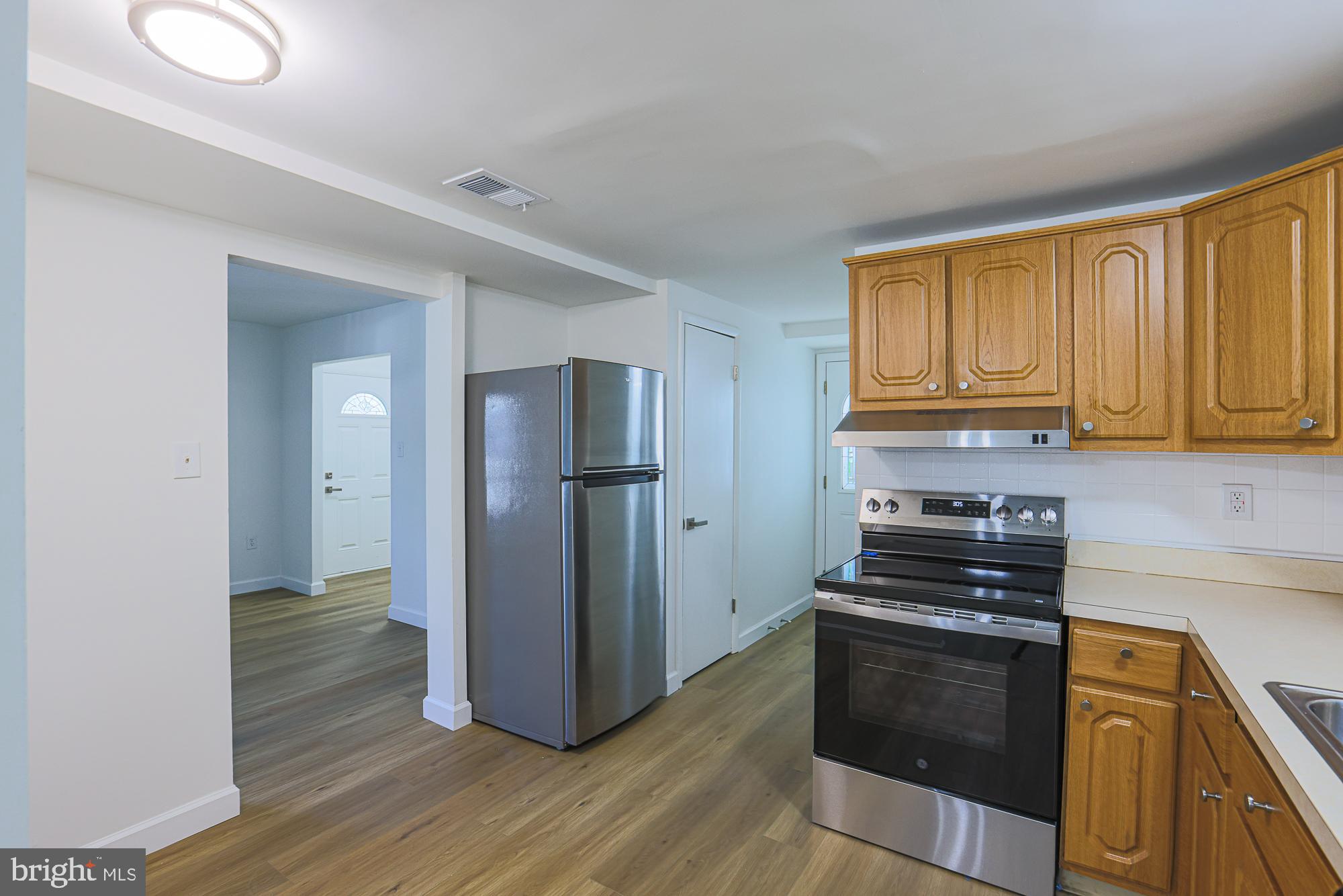 MAPLE RIDGE - Residential
