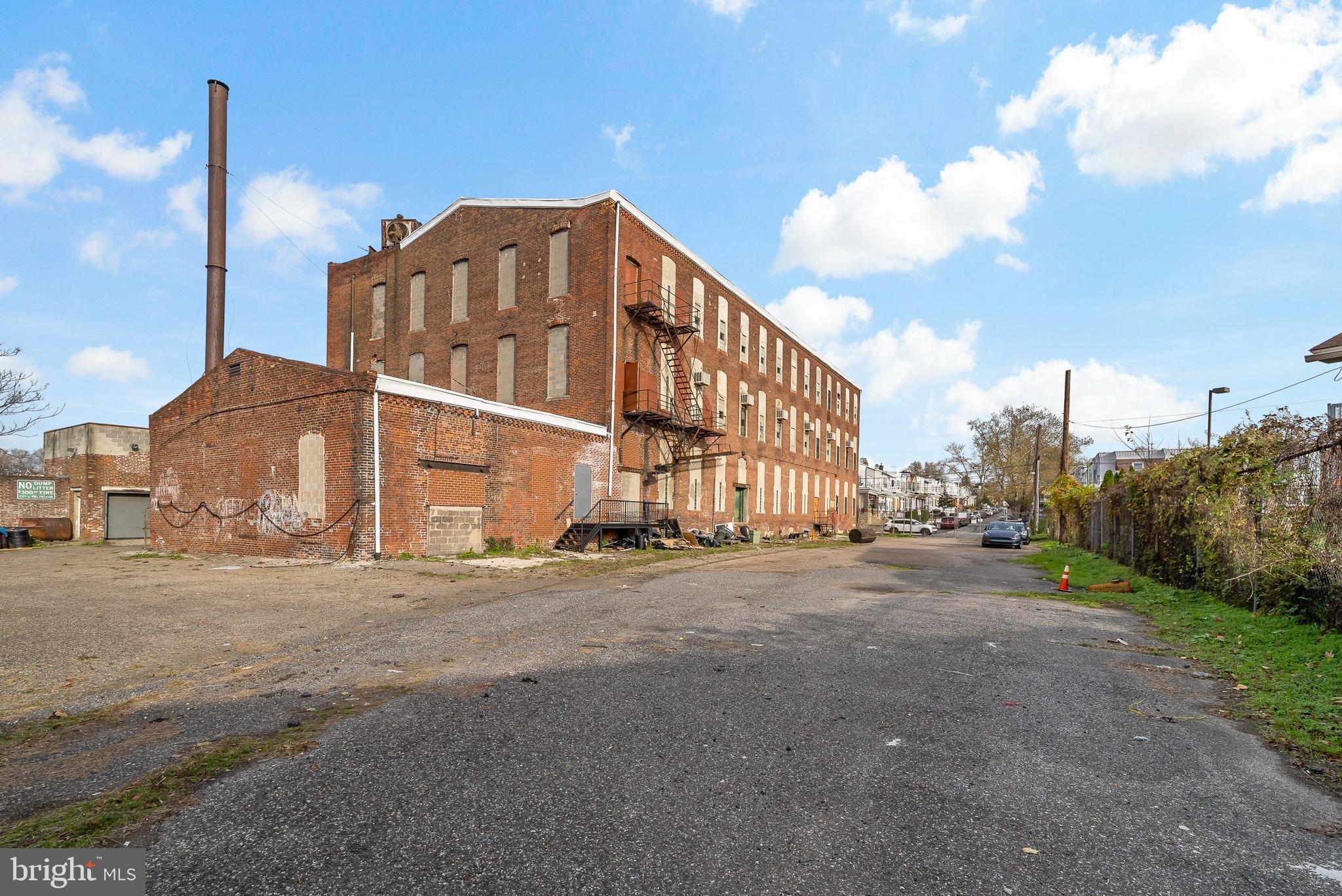 FRANKFORD - Commercial Sale