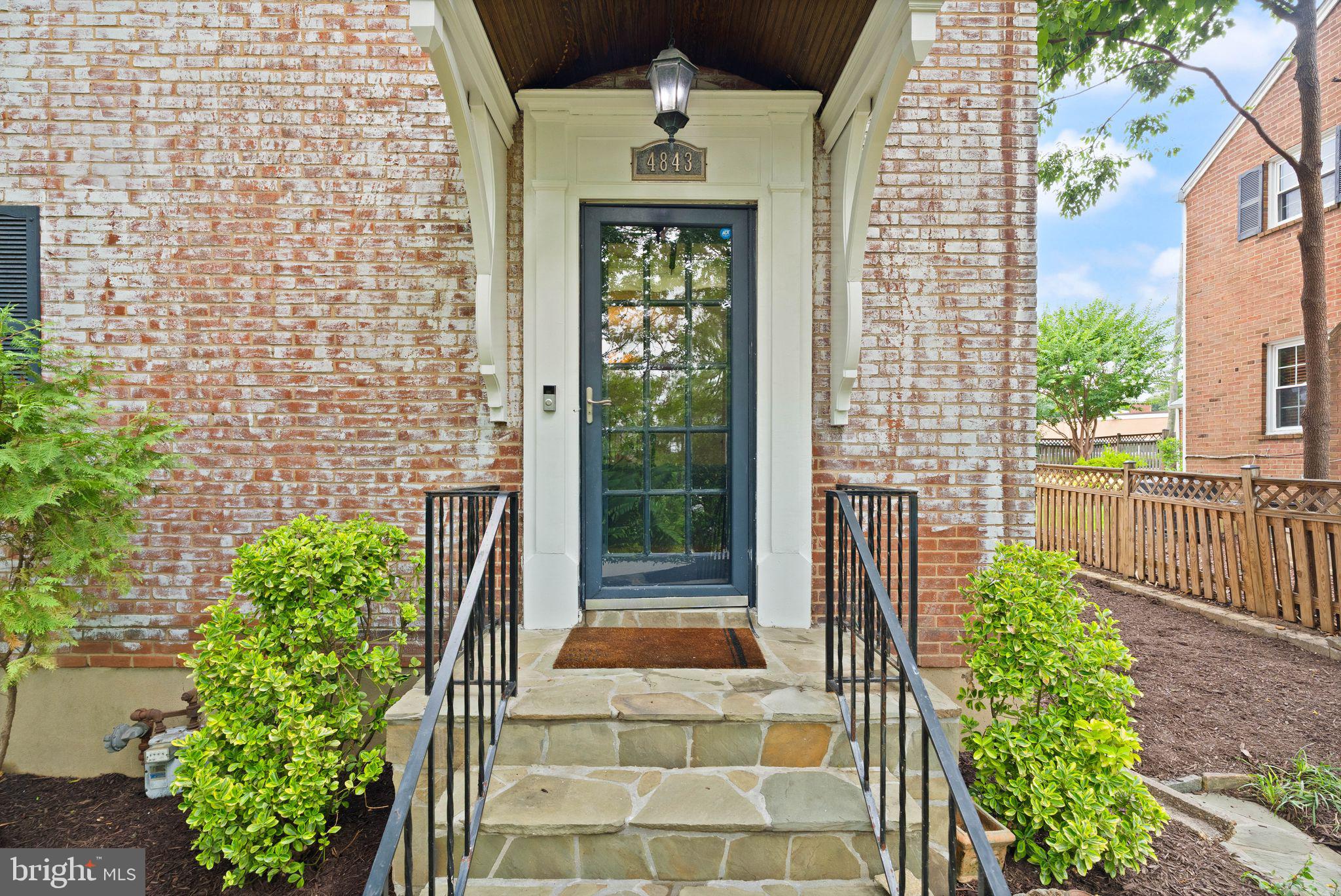ARLINGTON FOREST - Residential