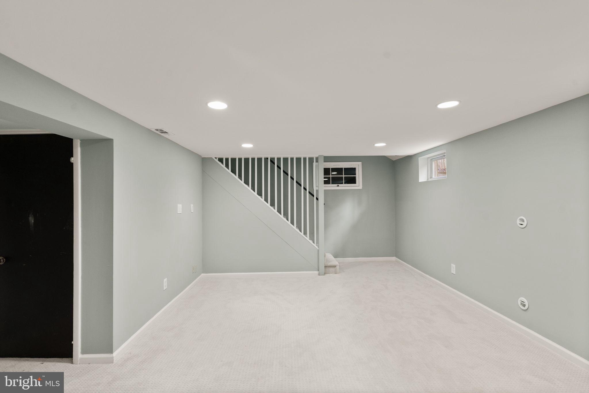 ARLINGTON FOREST - Residential