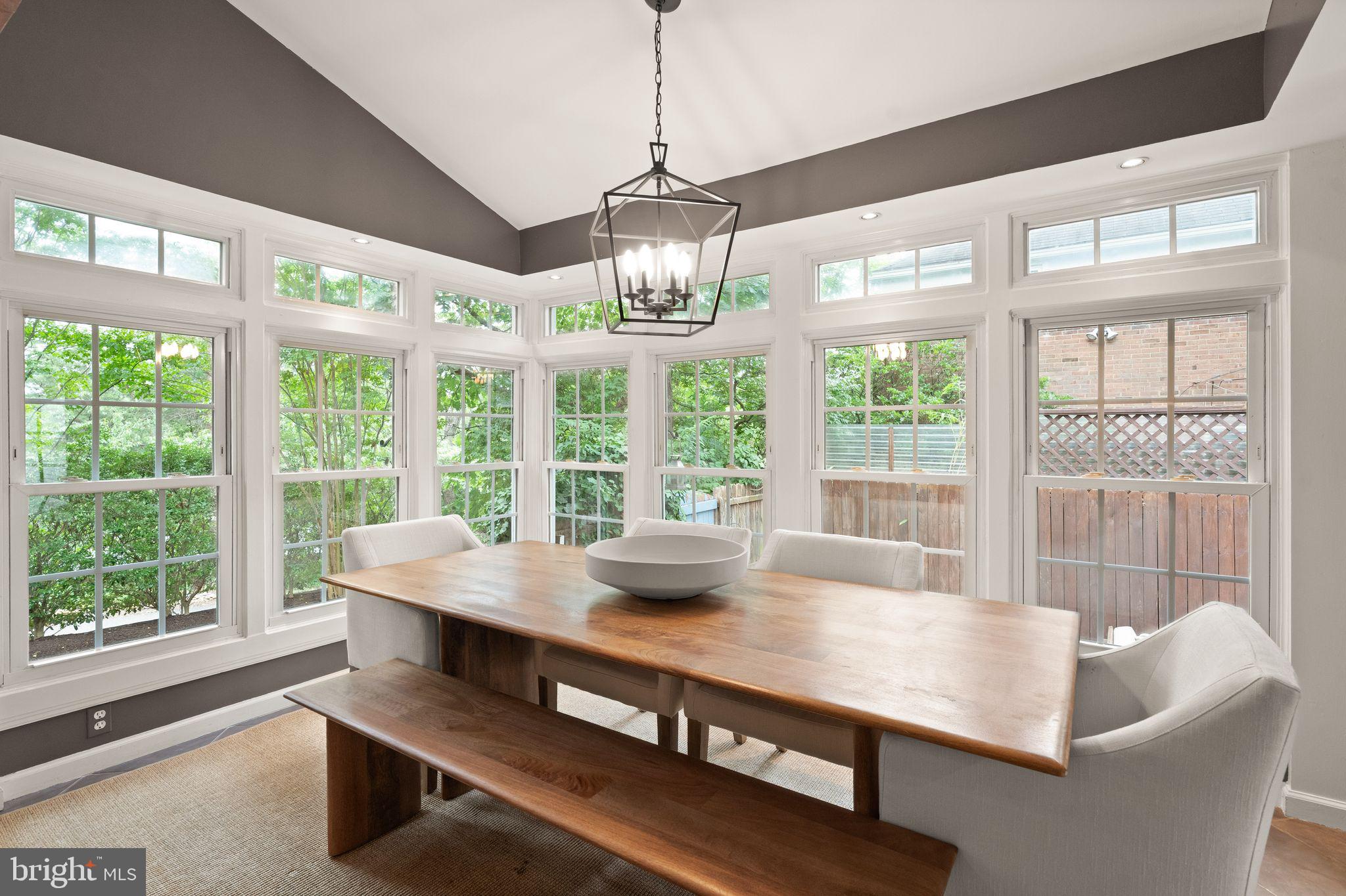 ARLINGTON FOREST - Residential