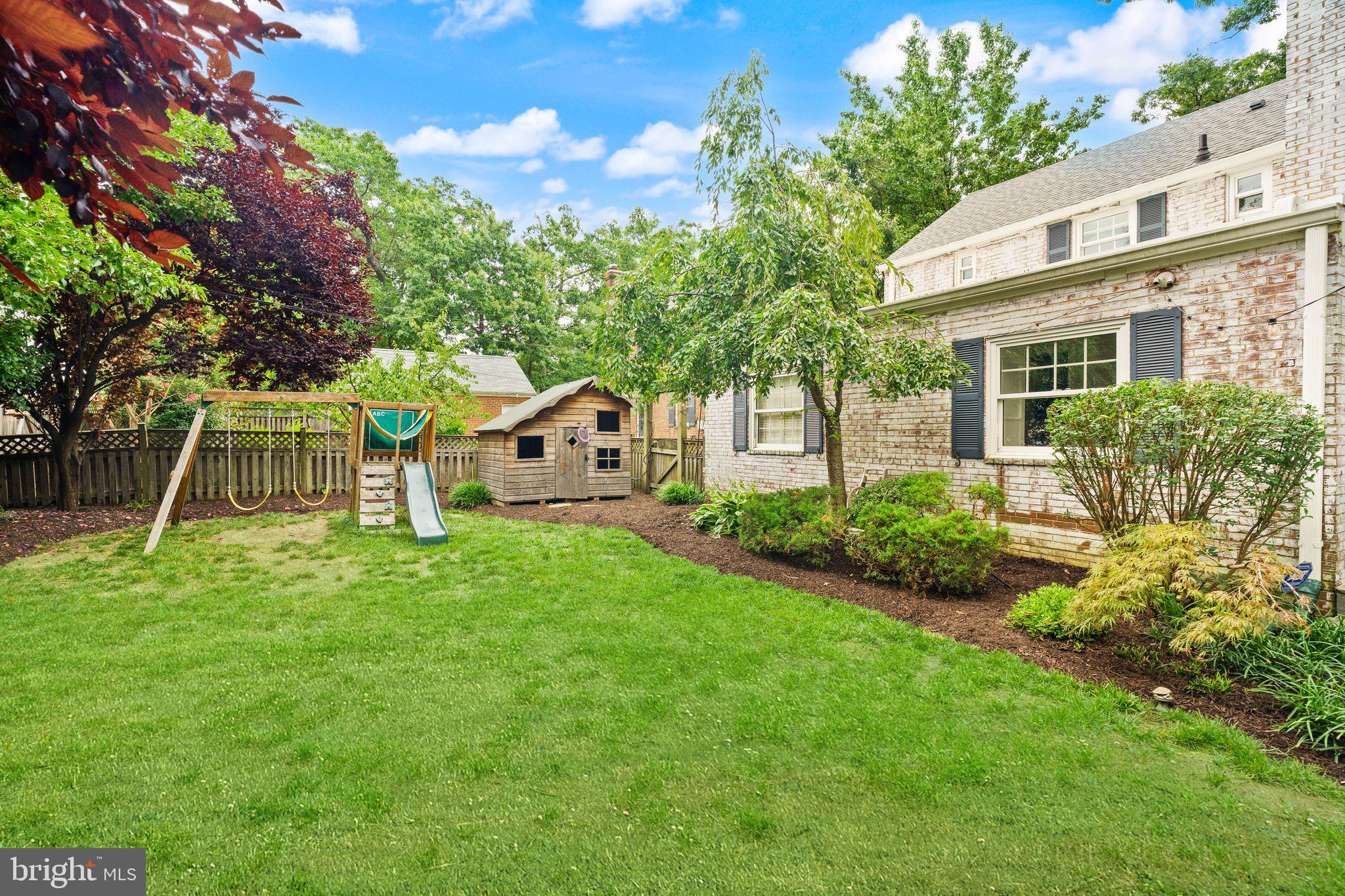 ARLINGTON FOREST - Residential