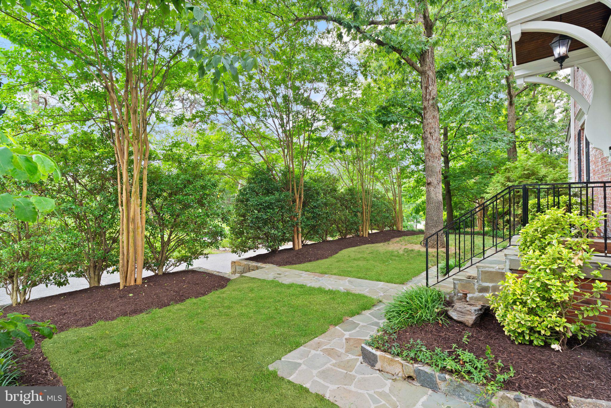 ARLINGTON FOREST - Residential