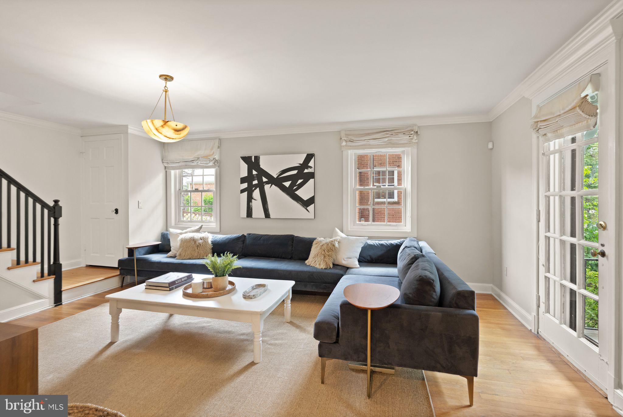ARLINGTON FOREST - Residential