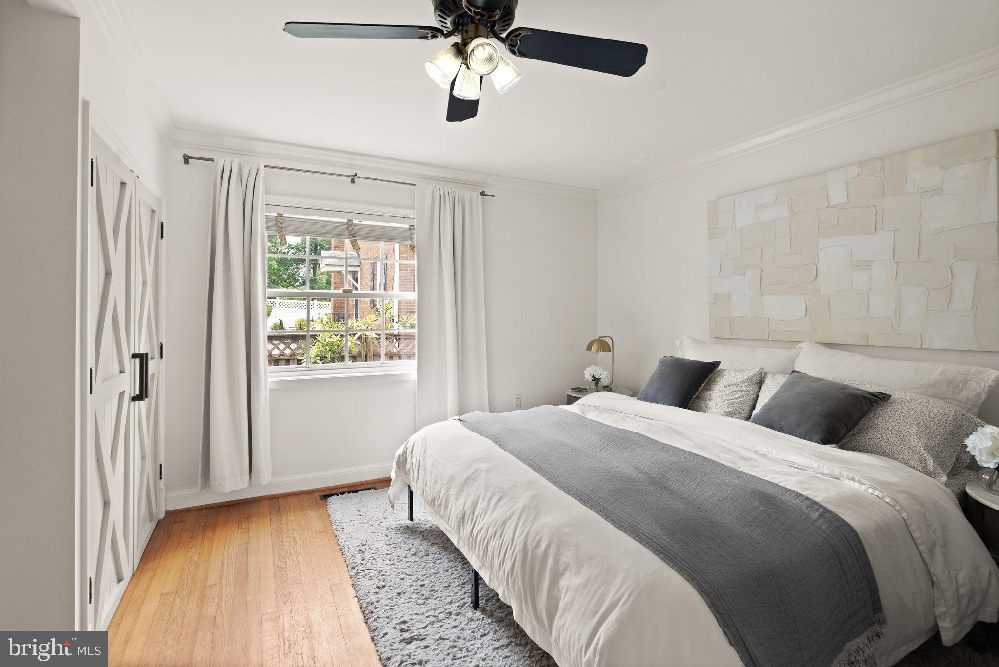 ARLINGTON FOREST - Residential