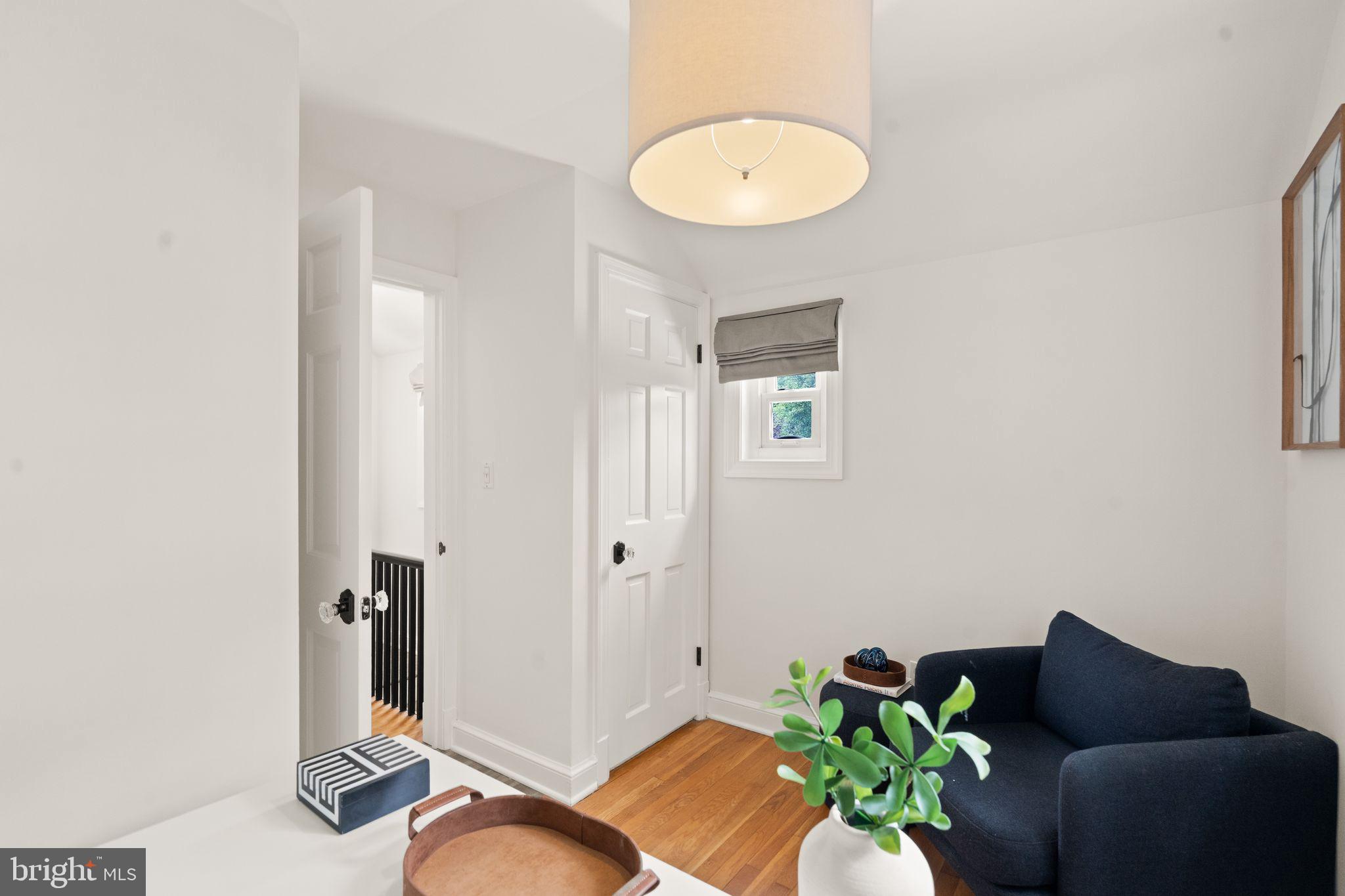 ARLINGTON FOREST - Residential