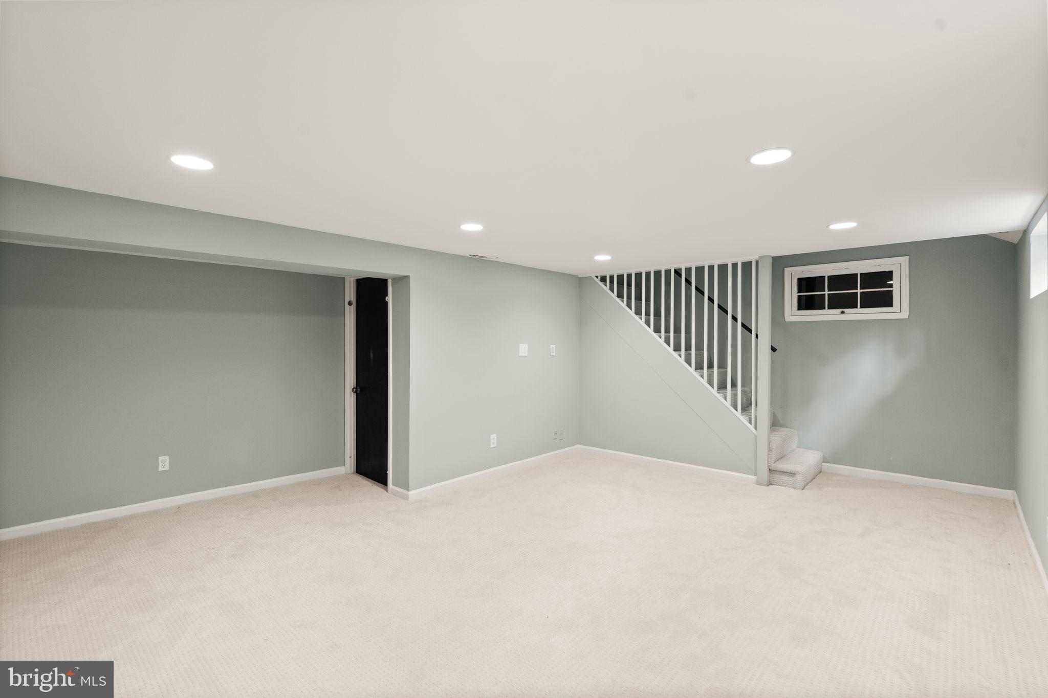 ARLINGTON FOREST - Residential