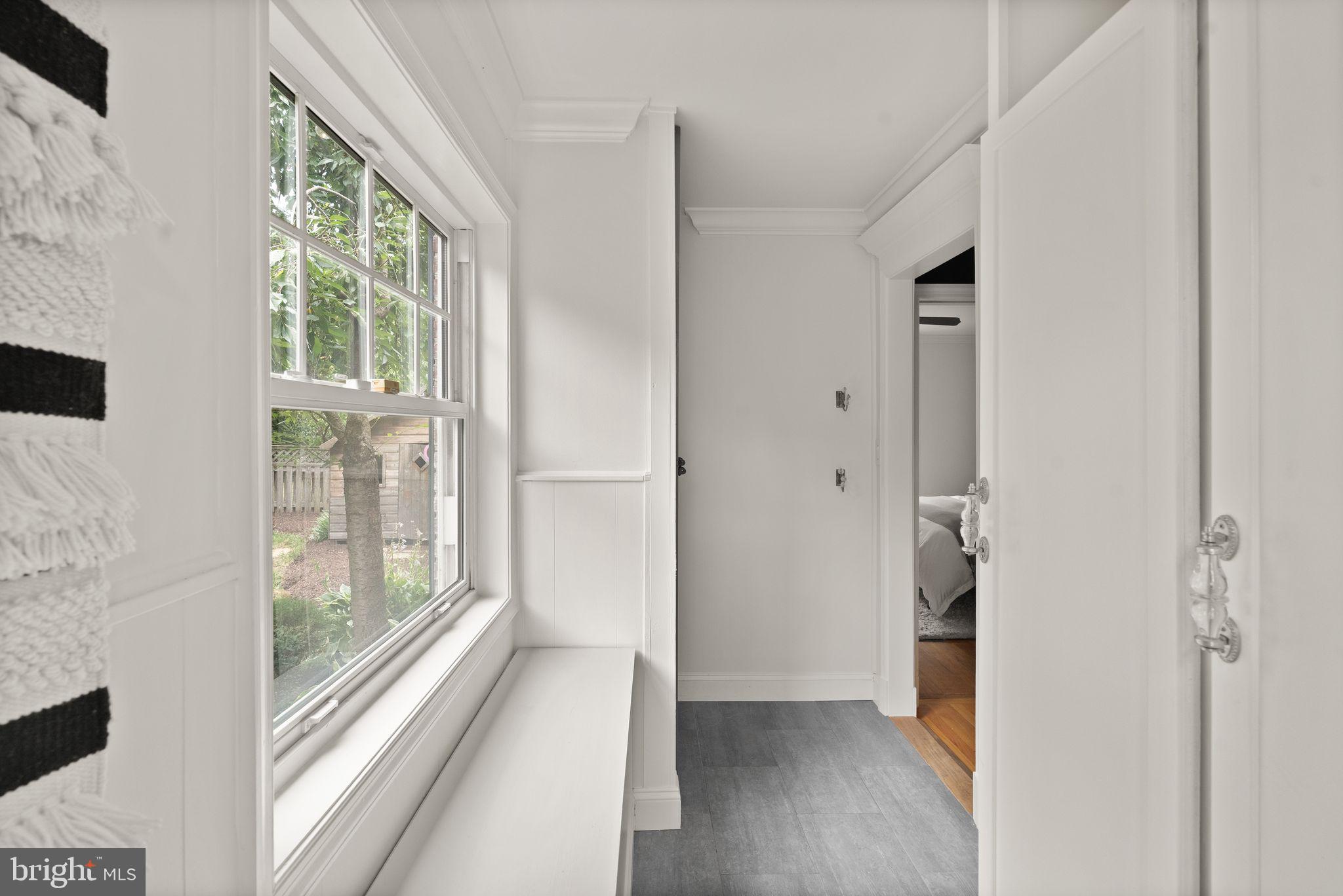 ARLINGTON FOREST - Residential