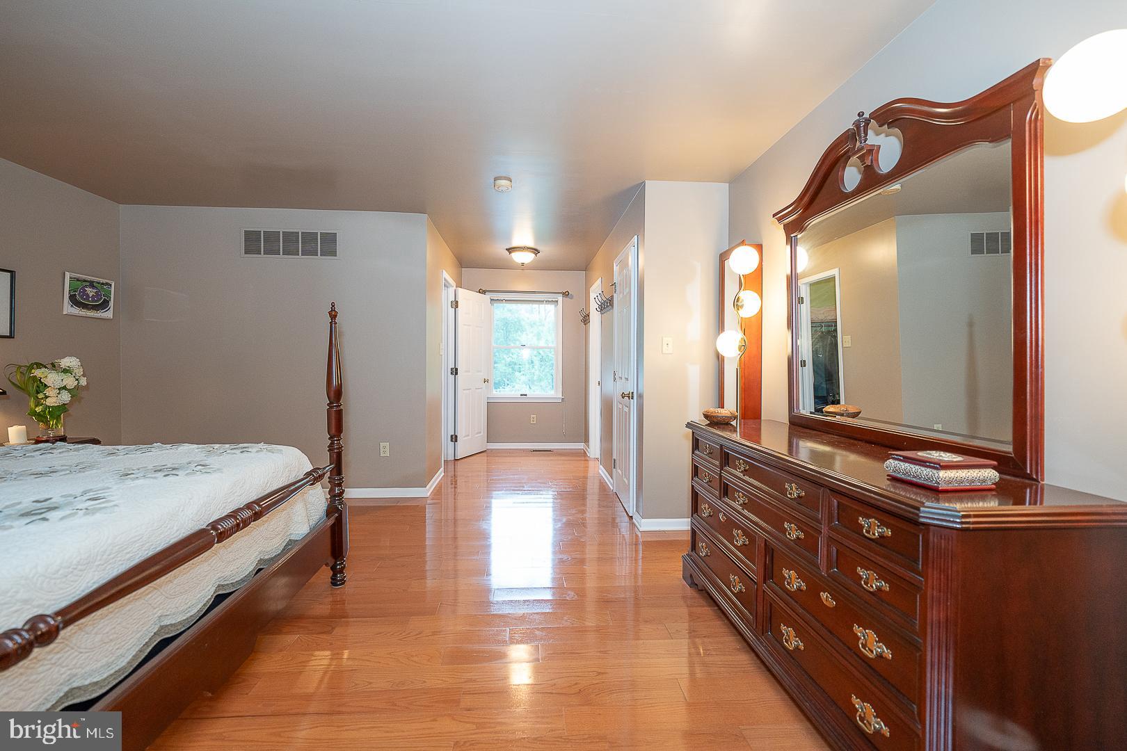 SPRING MEADOWS - Residential
