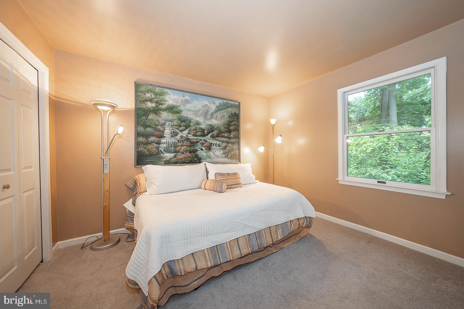 SPRING MEADOWS - Residential