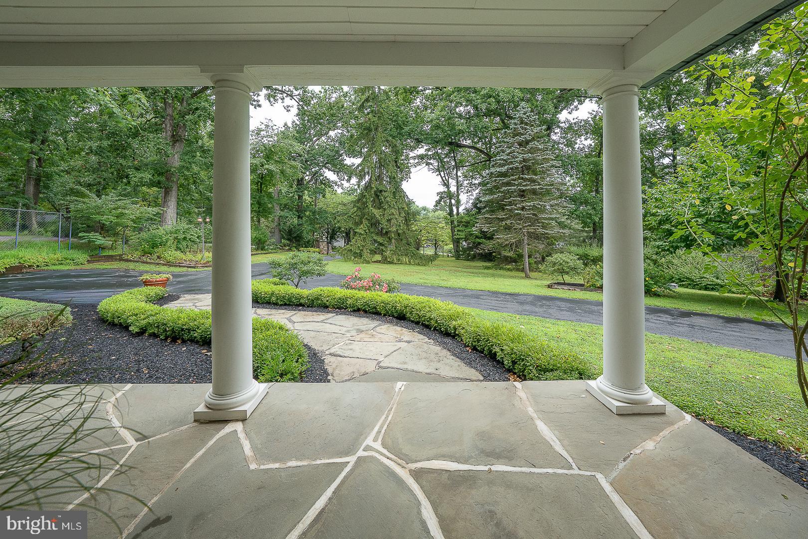 SPRING MEADOWS - Residential