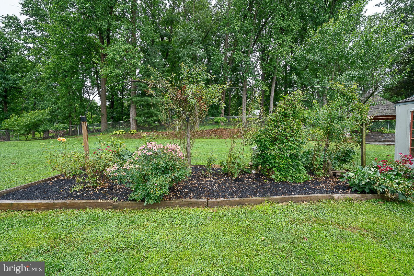 SPRING MEADOWS - Residential