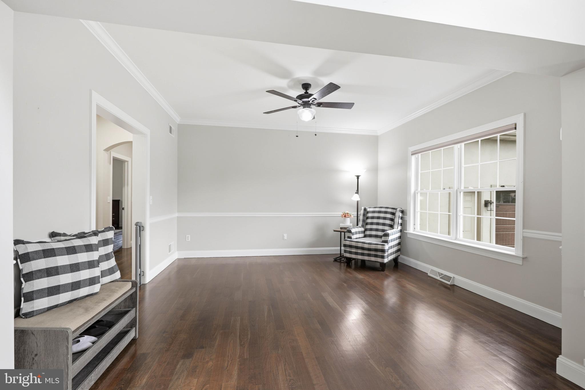 LAUREL POND - Residential