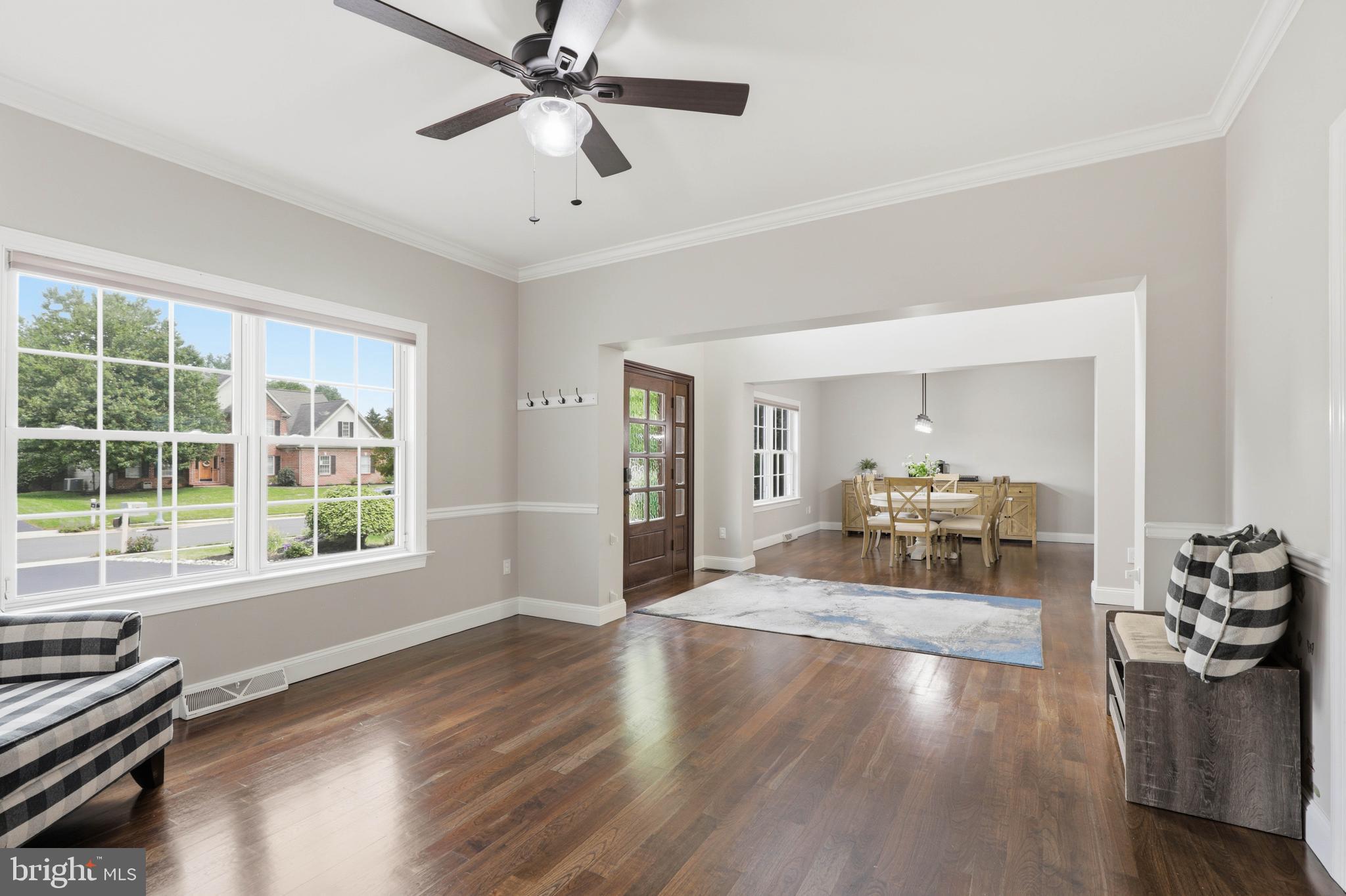 LAUREL POND - Residential