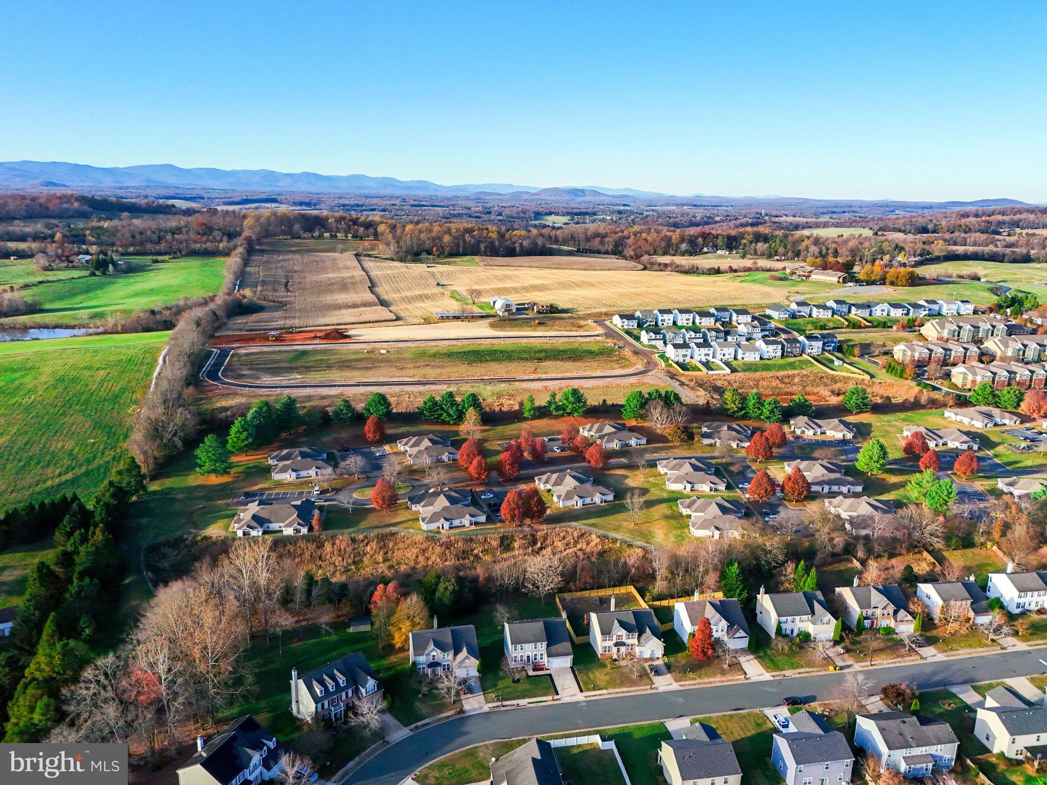 ORANGE ESTATES - Residential