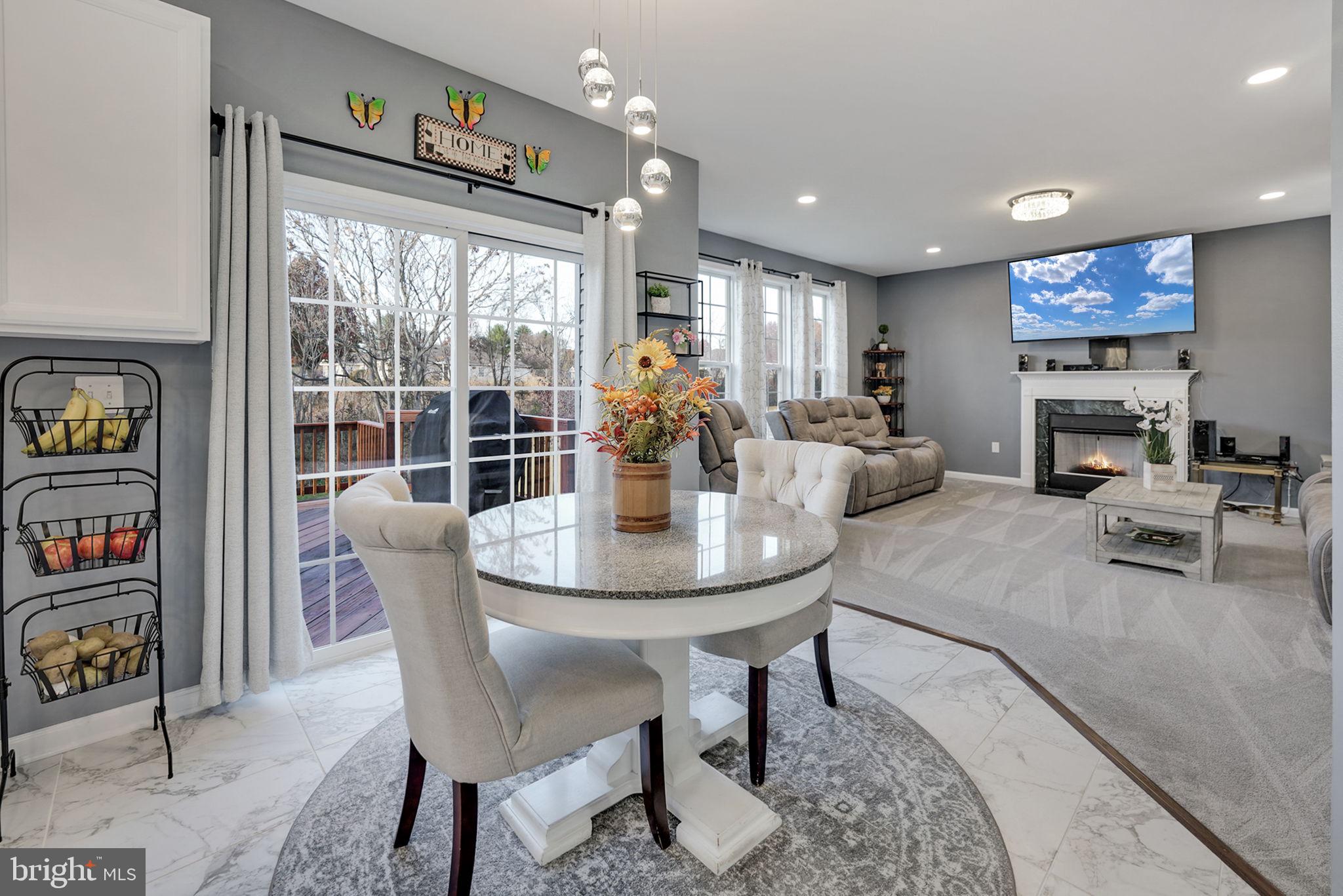 ORANGE ESTATES - Residential