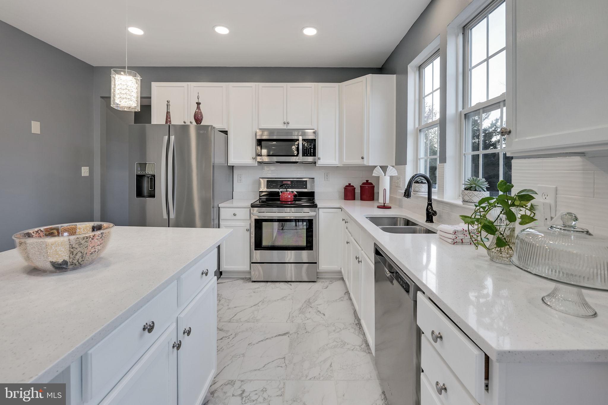 ORANGE ESTATES - Residential