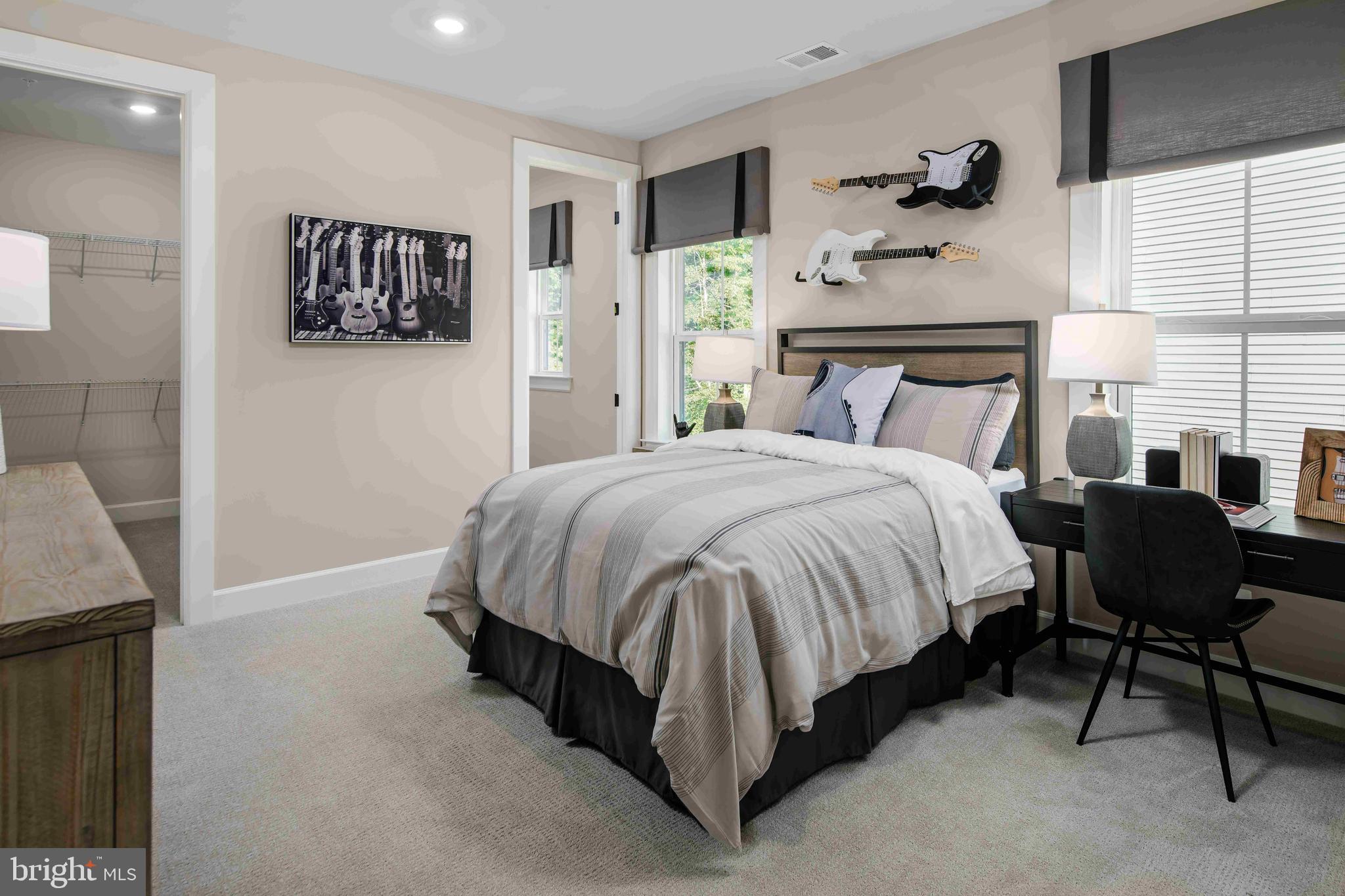 TWO RIVERS - Residential